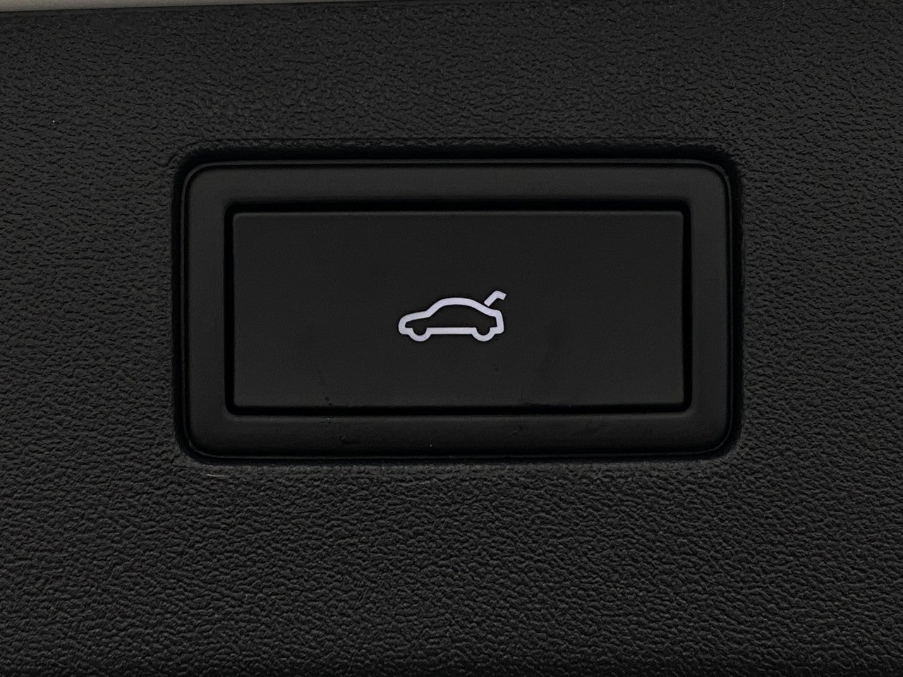 2026 Volkswagen Tiguan 2.0T SE R-Line Black 4MOTION