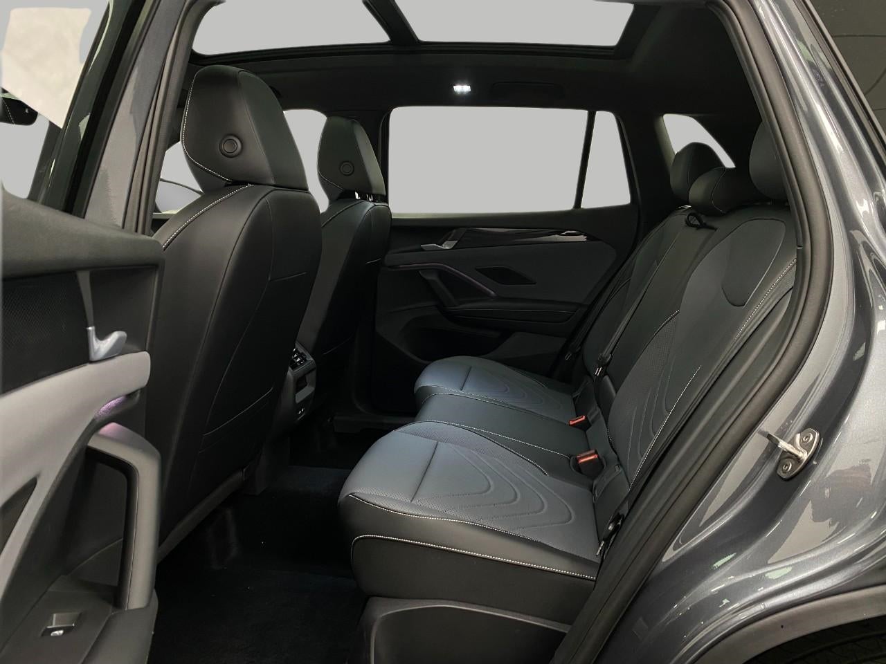 2026 Volkswagen Tiguan SE R-Line Black 4MOTION