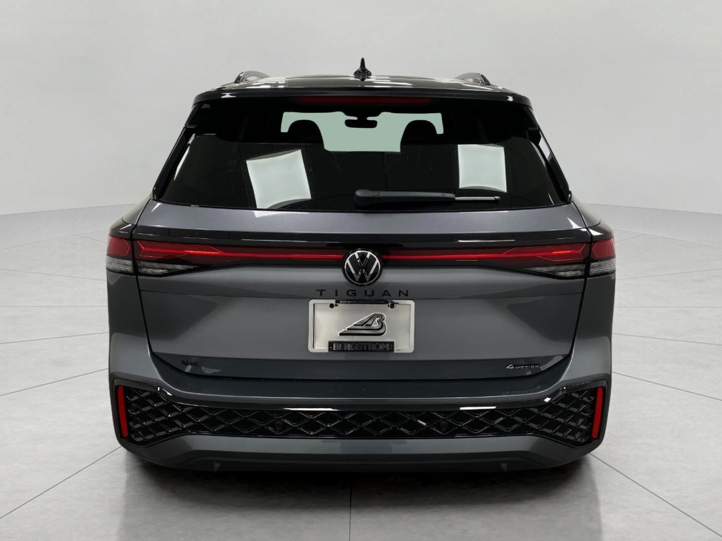 2026 Volkswagen Tiguan SE R-Line Black 4MOTION