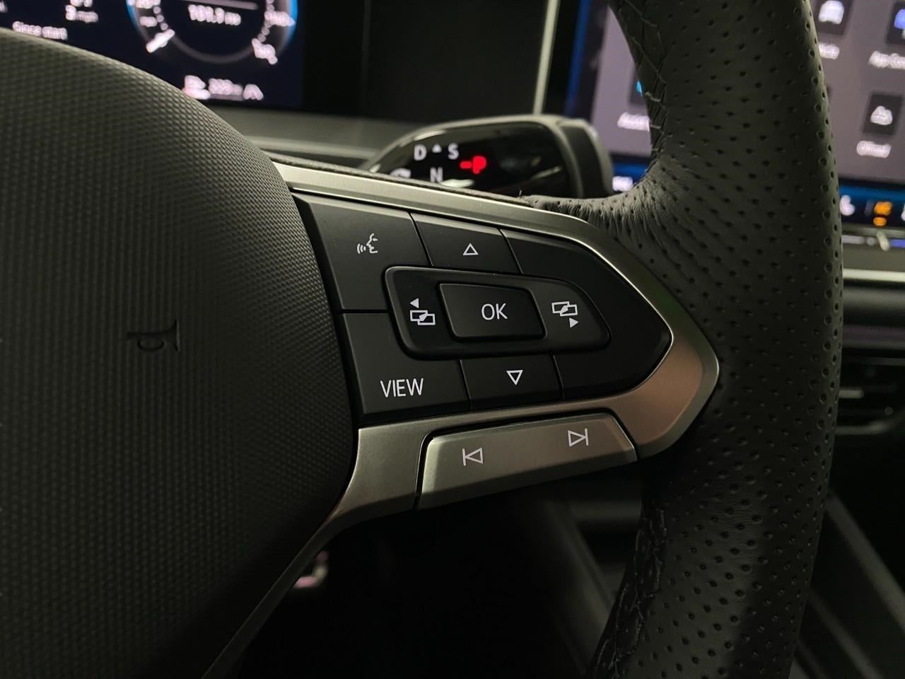 2026 Volkswagen Tiguan SE R-Line Black 4MOTION