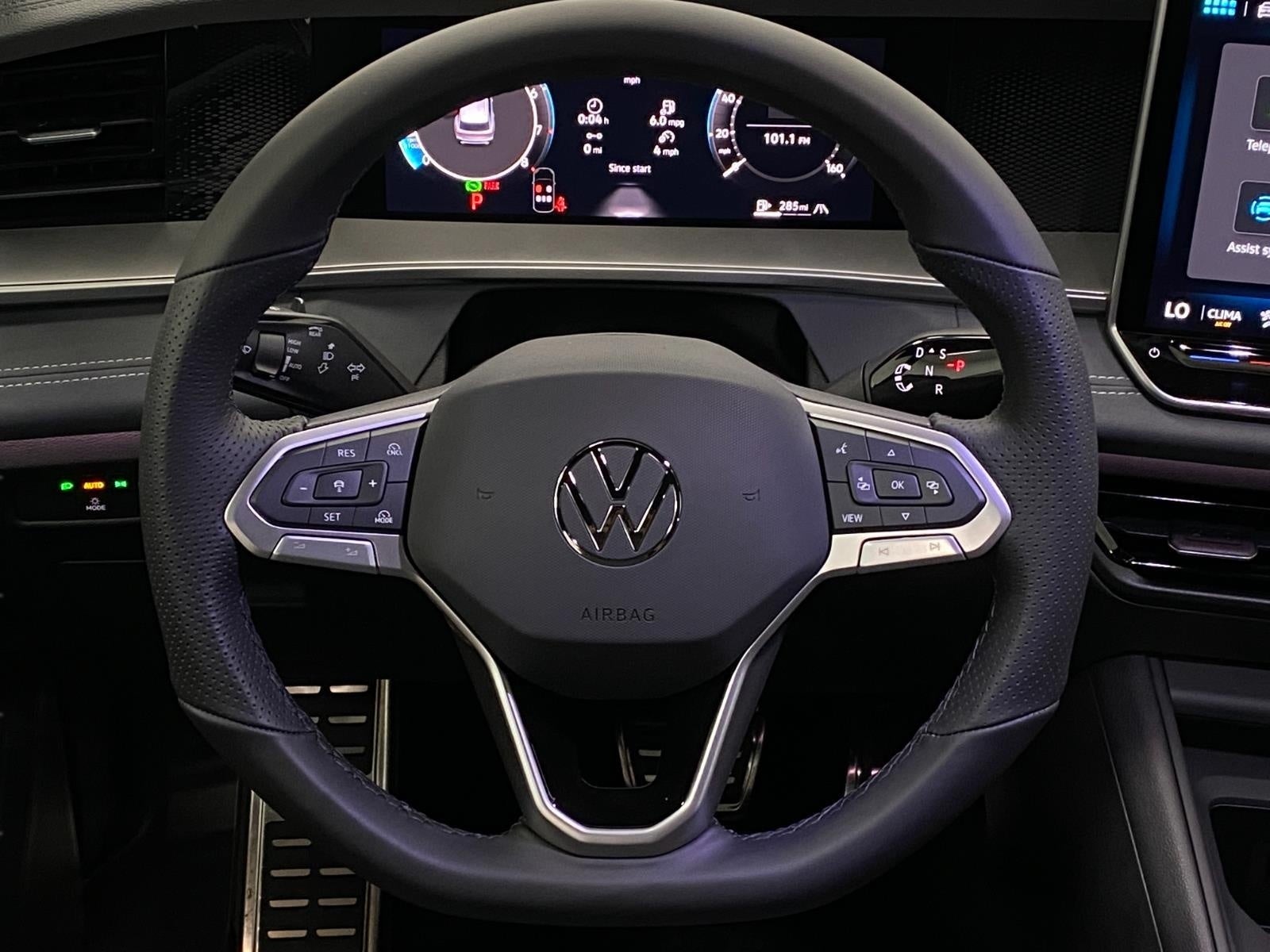 2026 Volkswagen Tiguan SE R-Line Black 4MOTION