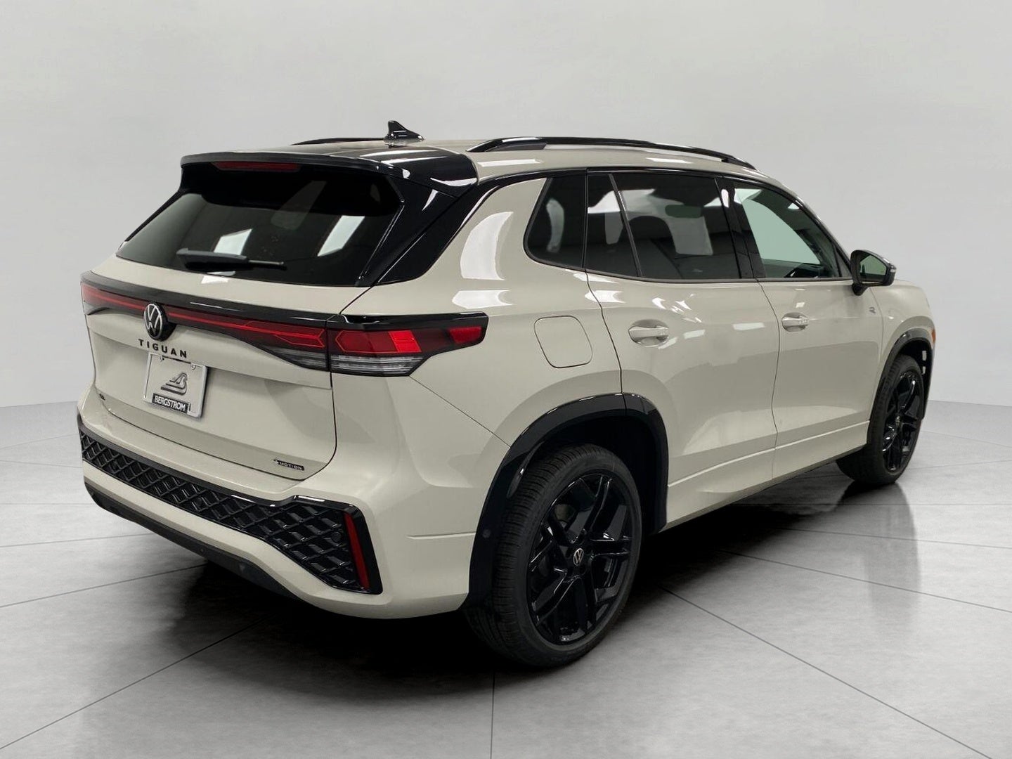 2026 Volkswagen Tiguan SE R-Line Black 4MOTION