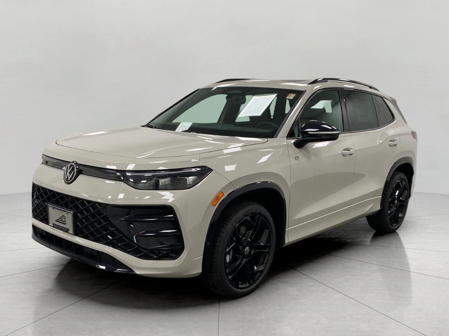 2026 Volkswagen Tiguan SE R-Line Black 4MOTION