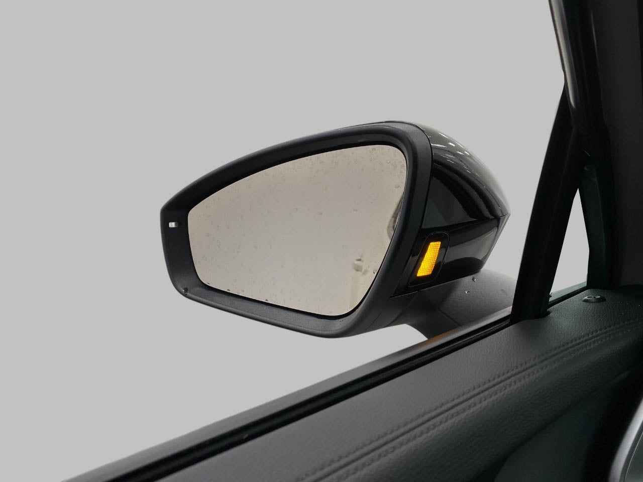 2026 Volkswagen Tiguan 2.0T SE R-Line Black 4MOTION