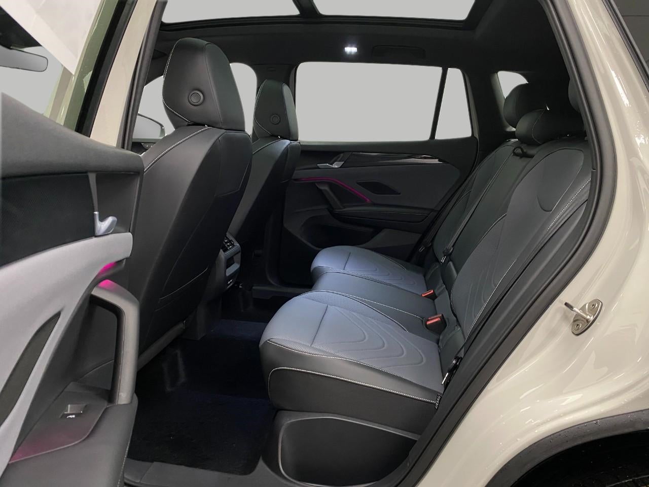 2026 Volkswagen Tiguan 2.0T SE R-Line Black 4MOTION