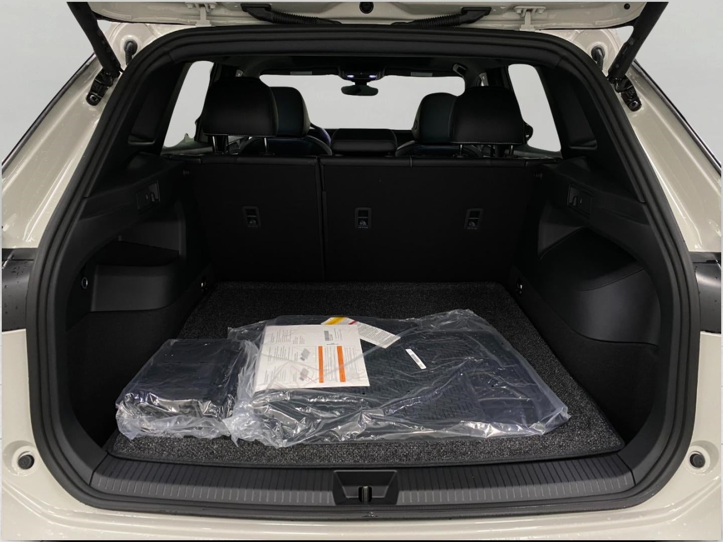 2026 Volkswagen Tiguan 2.0T SE R-Line Black 4MOTION