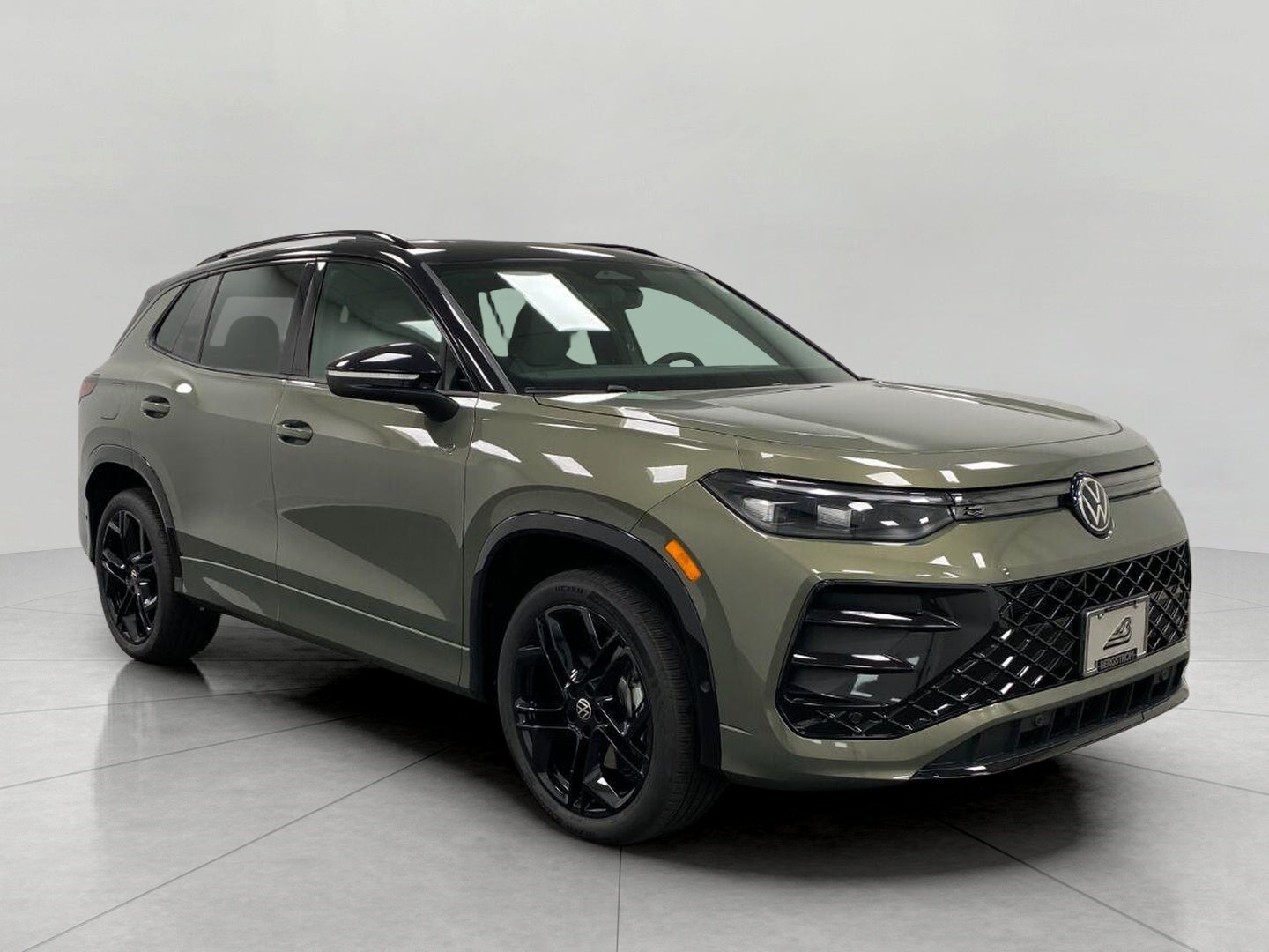 2026 Volkswagen Tiguan SE R-Line Black 4MOTION