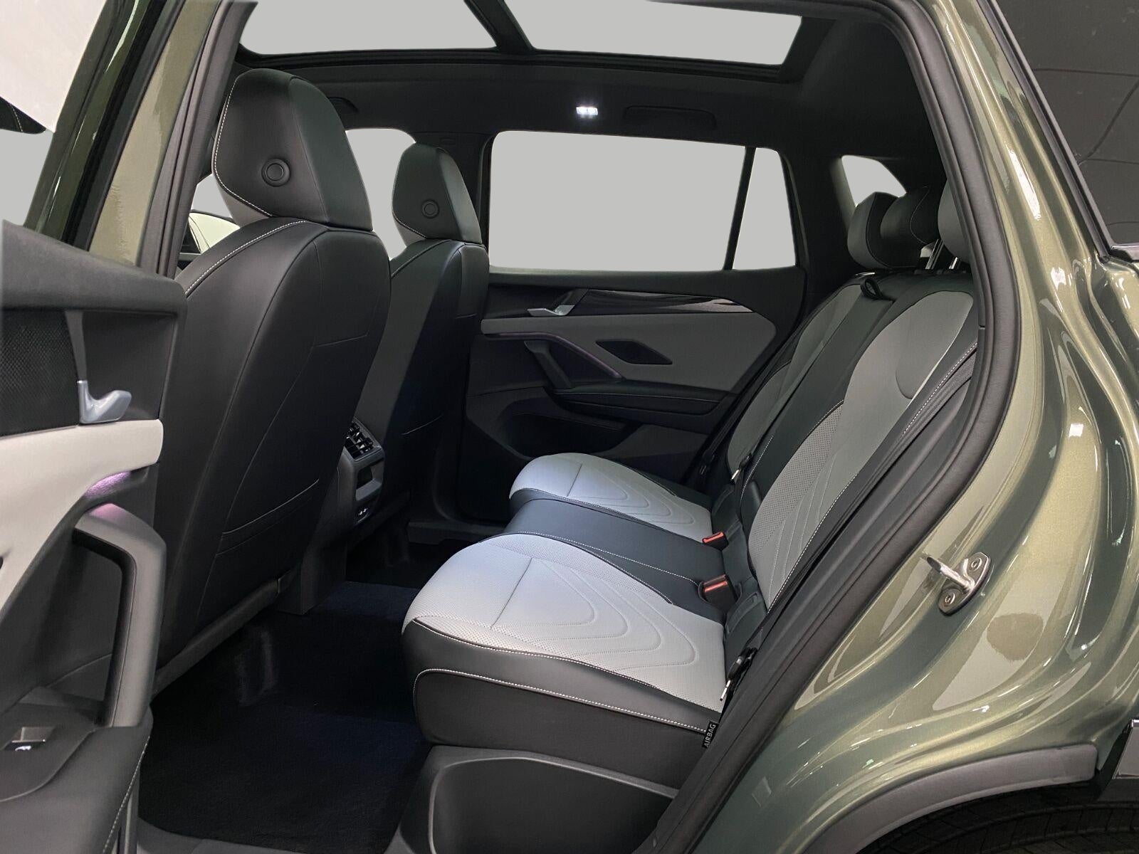 2026 Volkswagen Tiguan SE R-Line Black 4MOTION