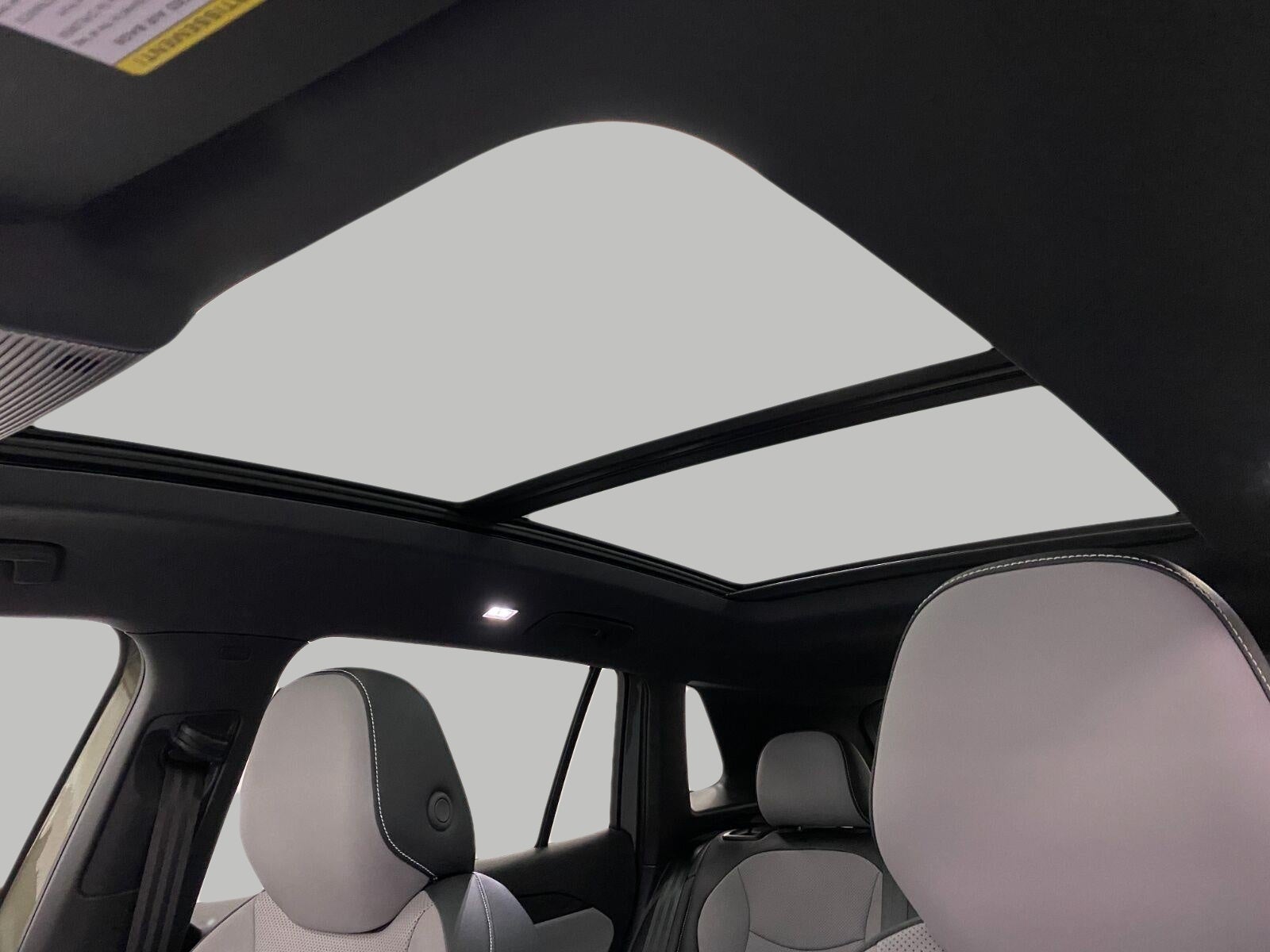 2026 Volkswagen Tiguan SE R-Line Black 4MOTION