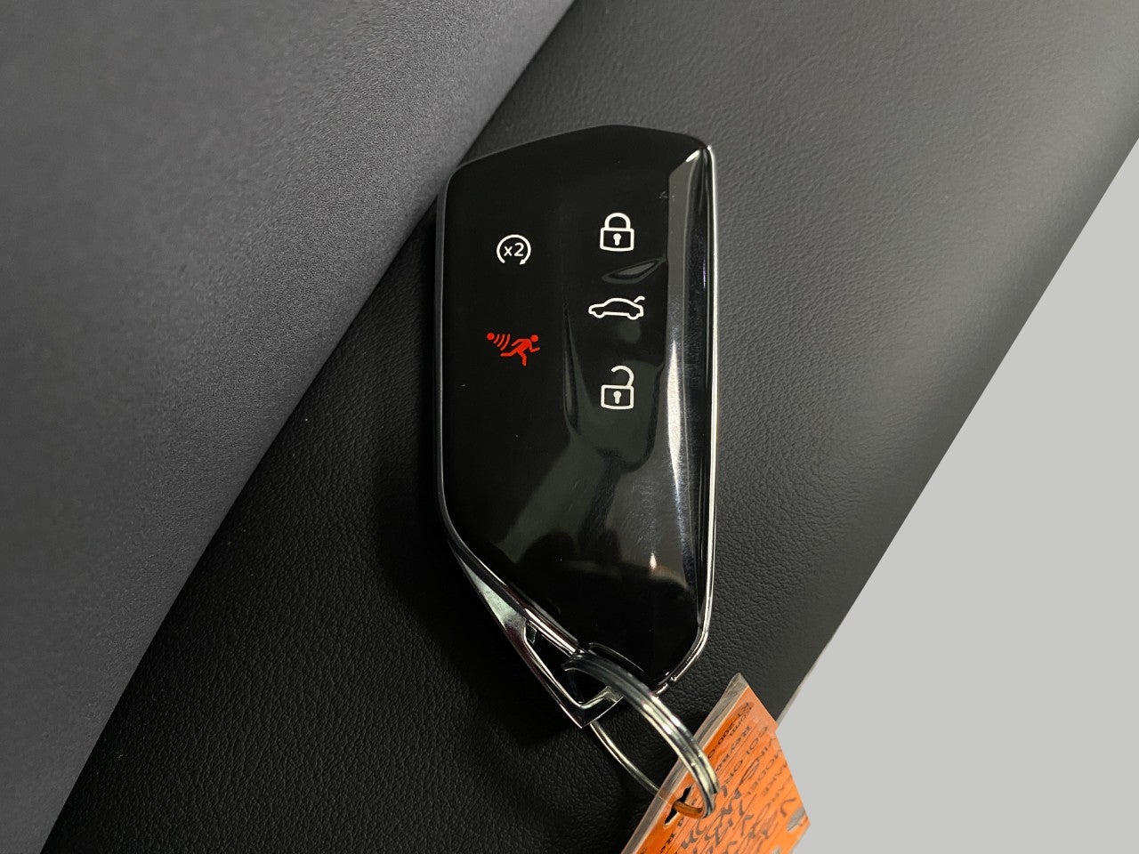 2025 Volkswagen Tiguan 2.0T SE R-Line Black 4MOTION