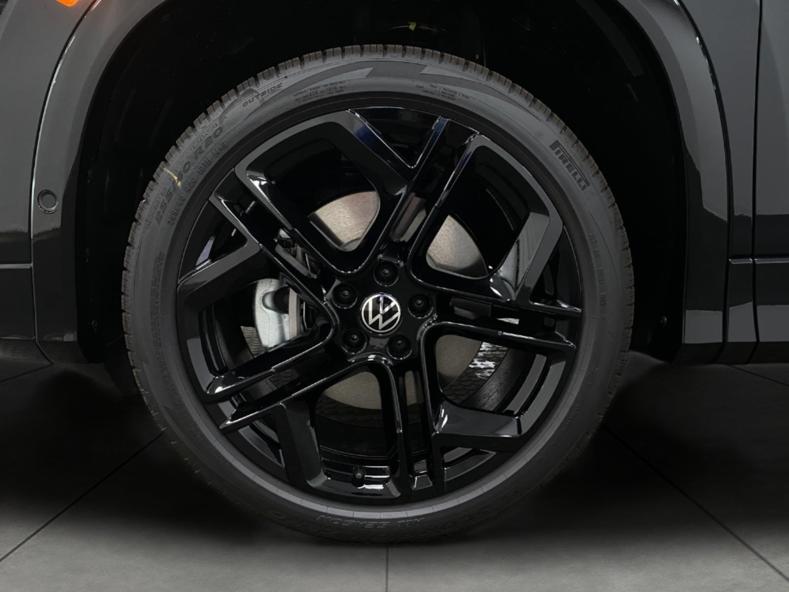 2026 Volkswagen Tiguan SE R-Line Black 4MOTION