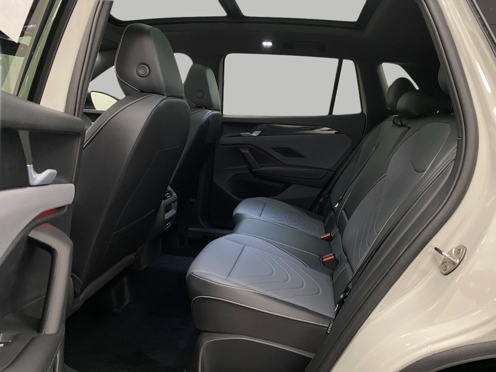 2026 Volkswagen Tiguan SE R-Line Black 4MOTION