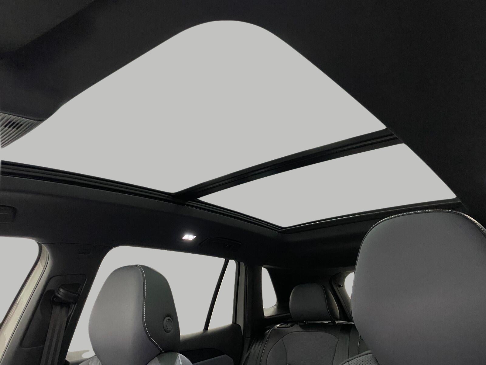 2026 Volkswagen Tiguan SE R-Line Black 4MOTION