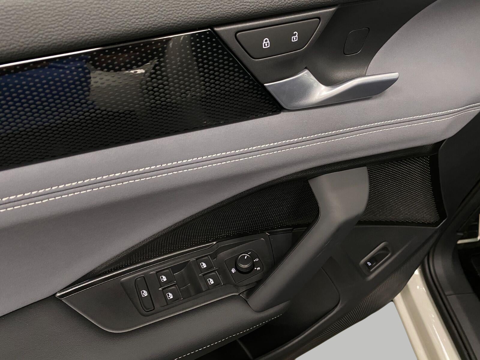 2026 Volkswagen Tiguan SE R-Line Black 4MOTION