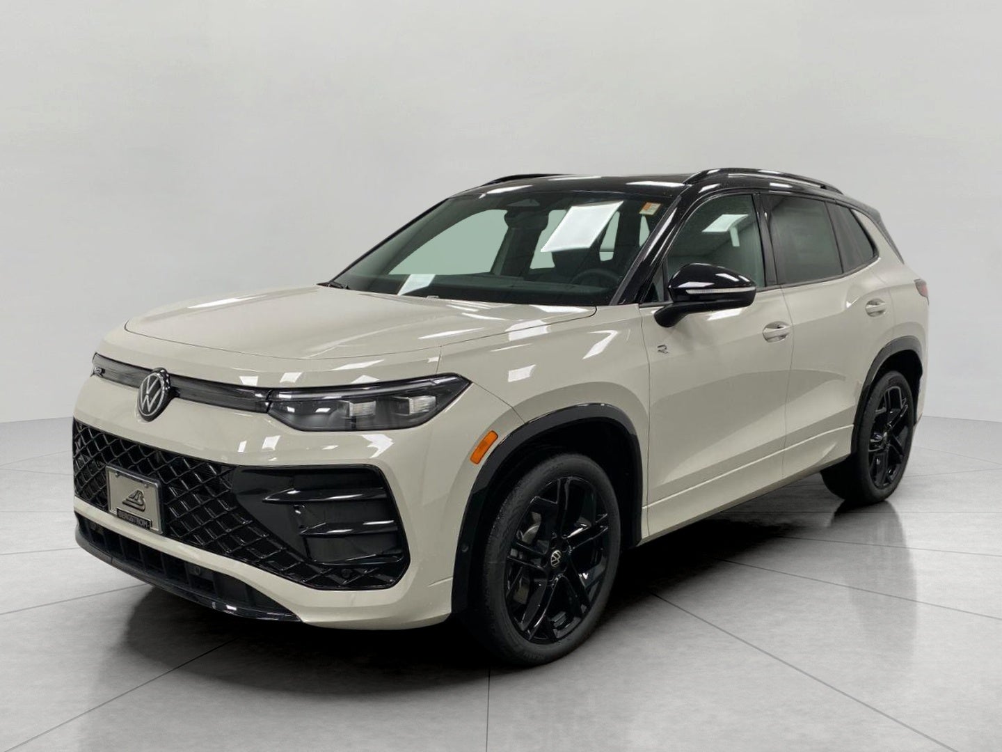 2026 Volkswagen Tiguan SE R-Line Black 4MOTION