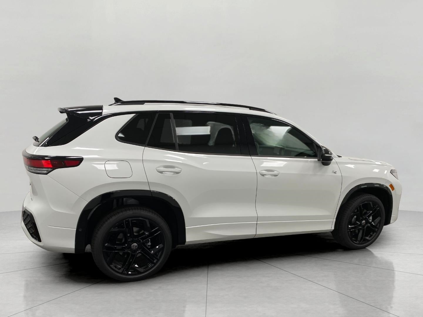 2026 Volkswagen Tiguan SE R-Line Black 4MOTION