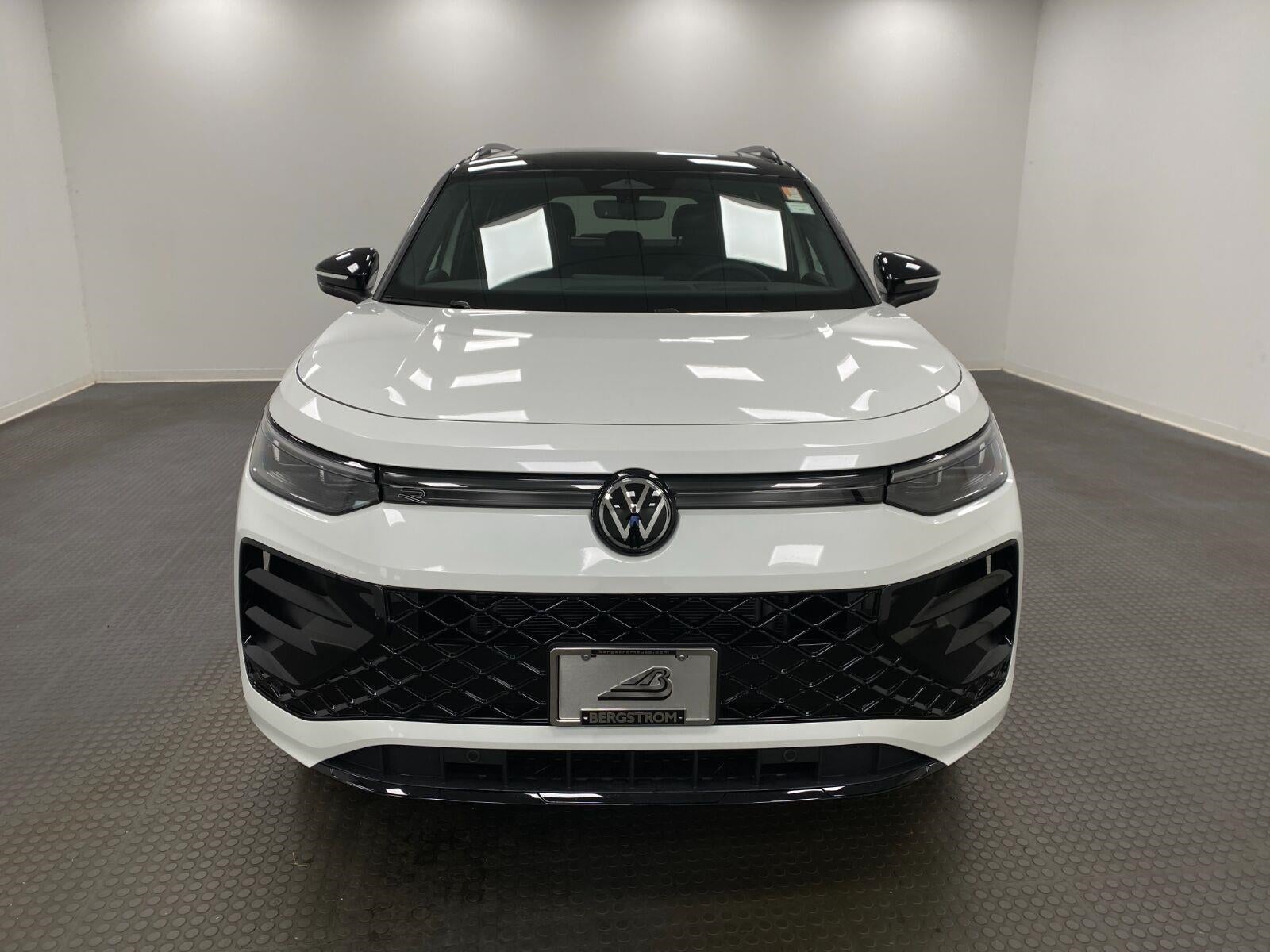 2026 Volkswagen Tiguan SE R-Line Black 4MOTION