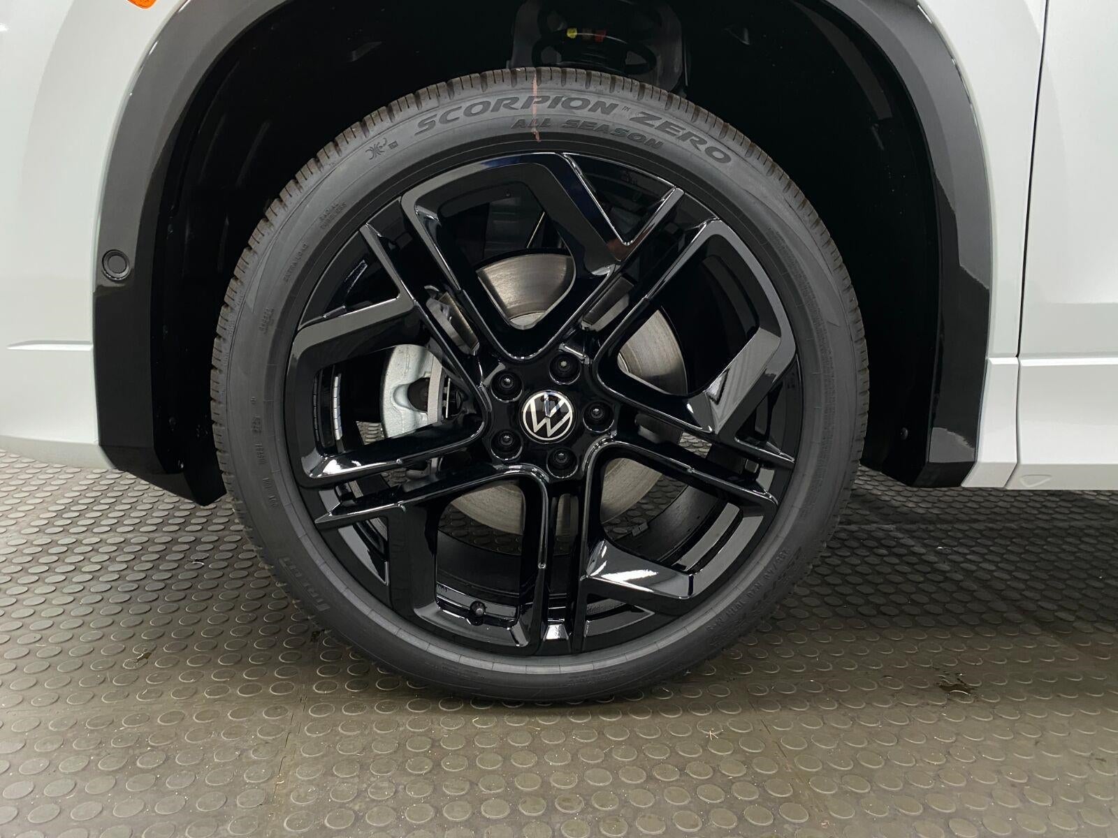 2026 Volkswagen Tiguan SE R-Line Black 4MOTION