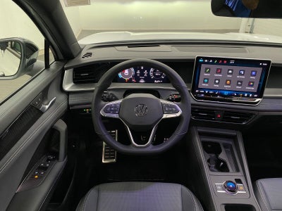 2026 Volkswagen Tiguan SE R-Line Black 4MOTION