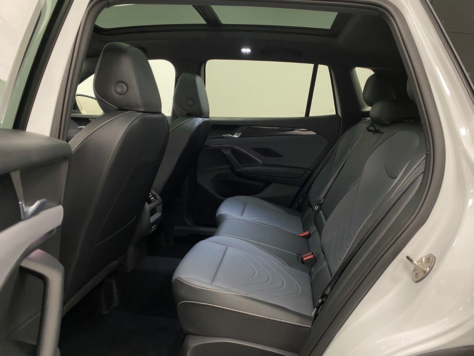2026 Volkswagen Tiguan SE R-Line Black 4MOTION