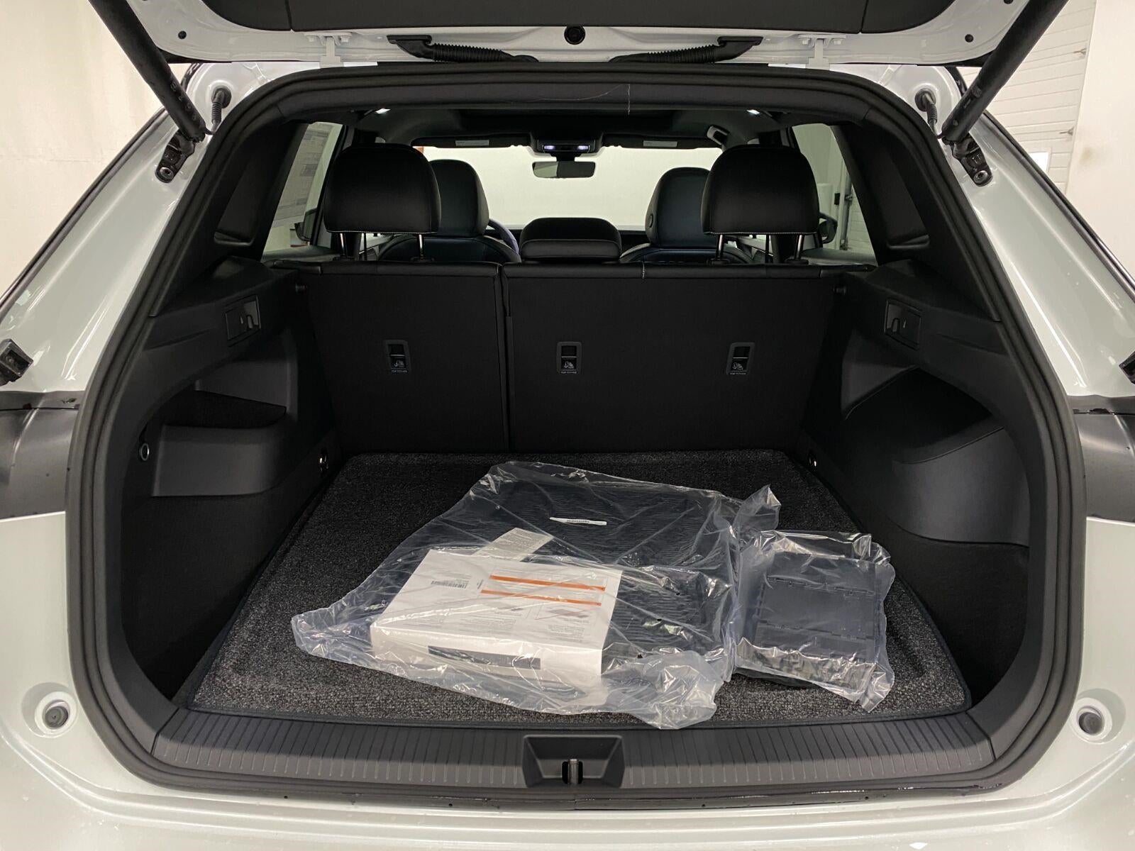 2026 Volkswagen Tiguan SE R-Line Black 4MOTION