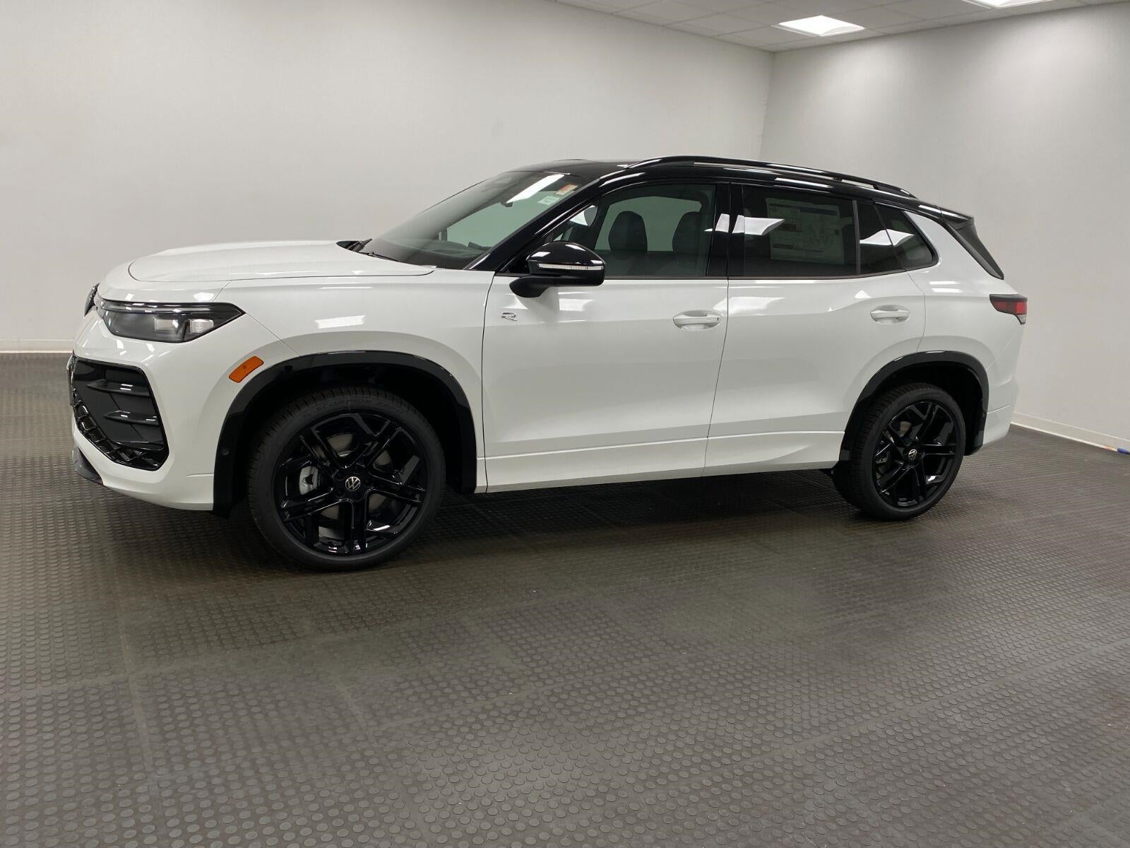 2026 Volkswagen Tiguan SE R-Line Black 4MOTION