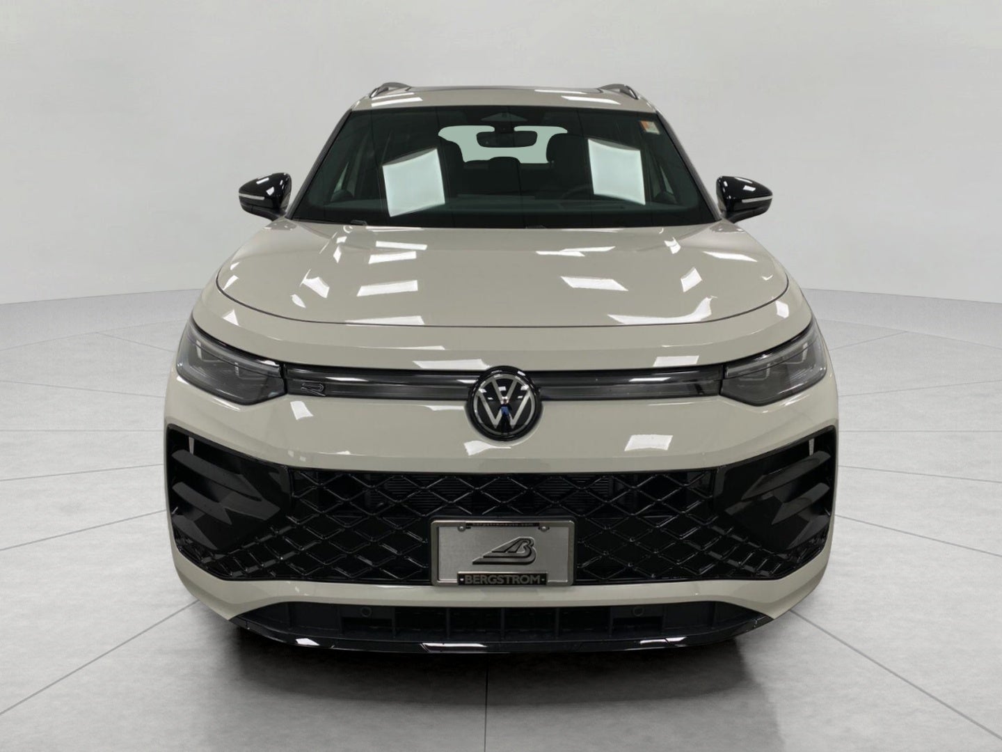 2026 Volkswagen Tiguan SE R-Line Black 4MOTION
