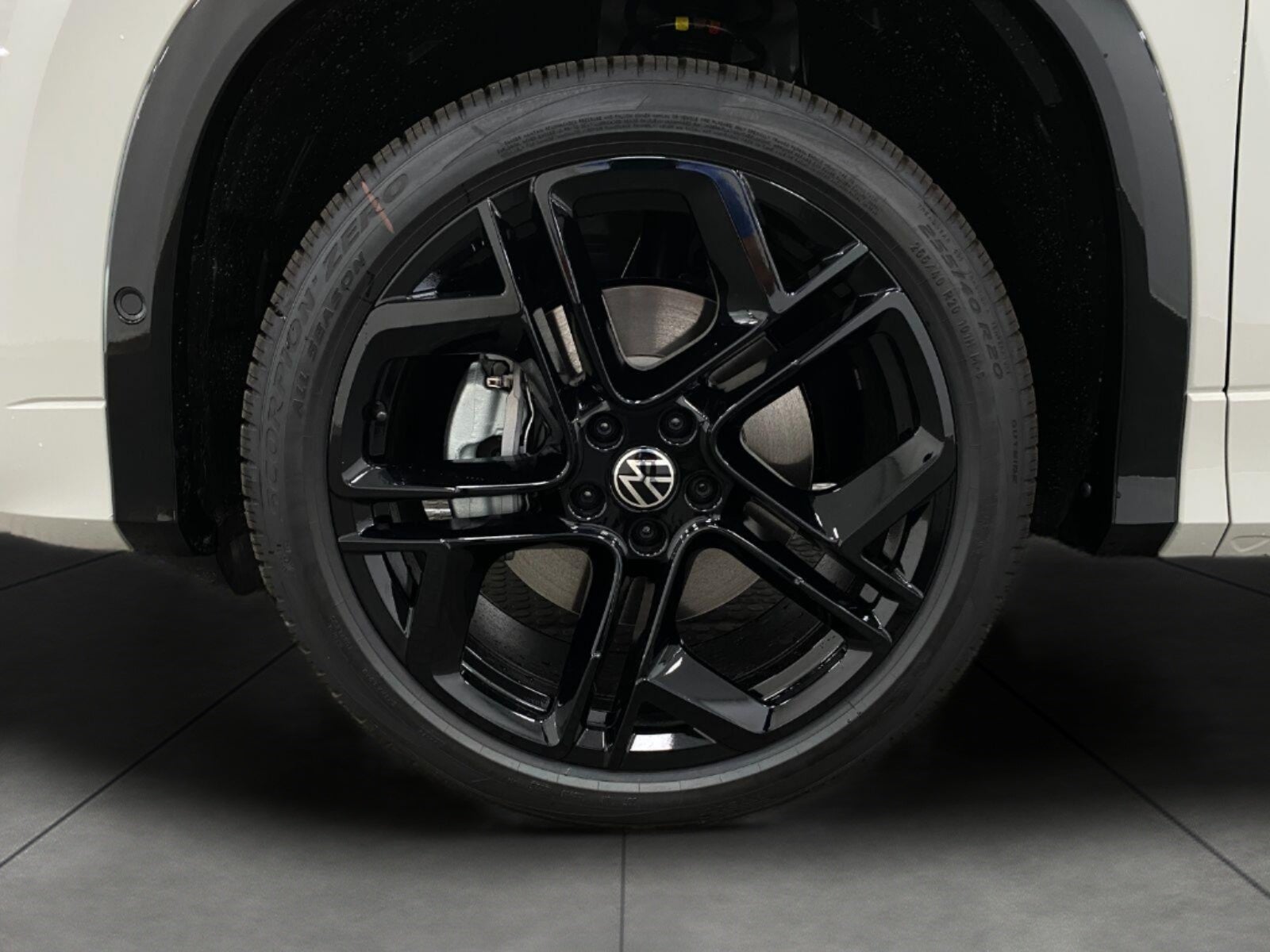 2026 Volkswagen Tiguan SE R-Line Black 4MOTION
