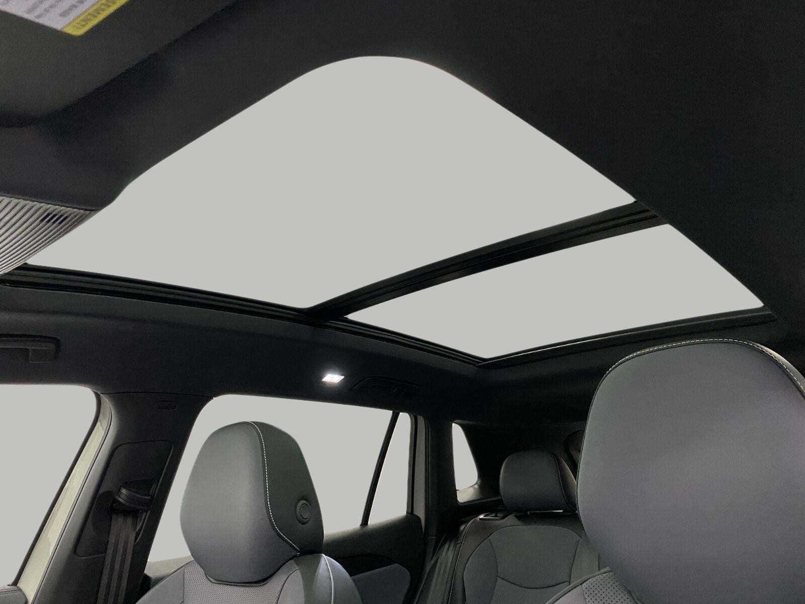 2026 Volkswagen Tiguan SE R-Line Black 4MOTION
