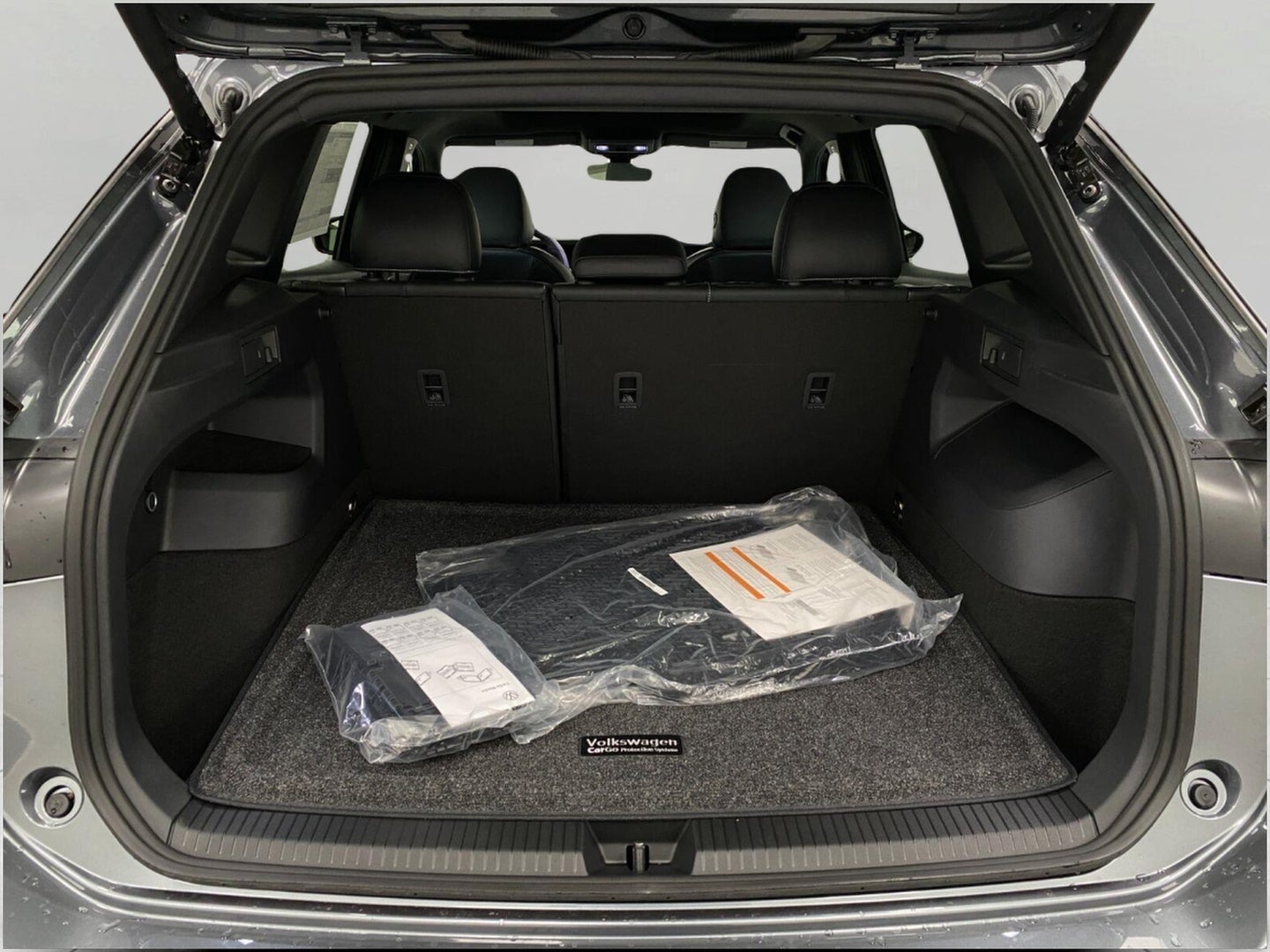 2026 Volkswagen Tiguan SE R-Line Black 4MOTION