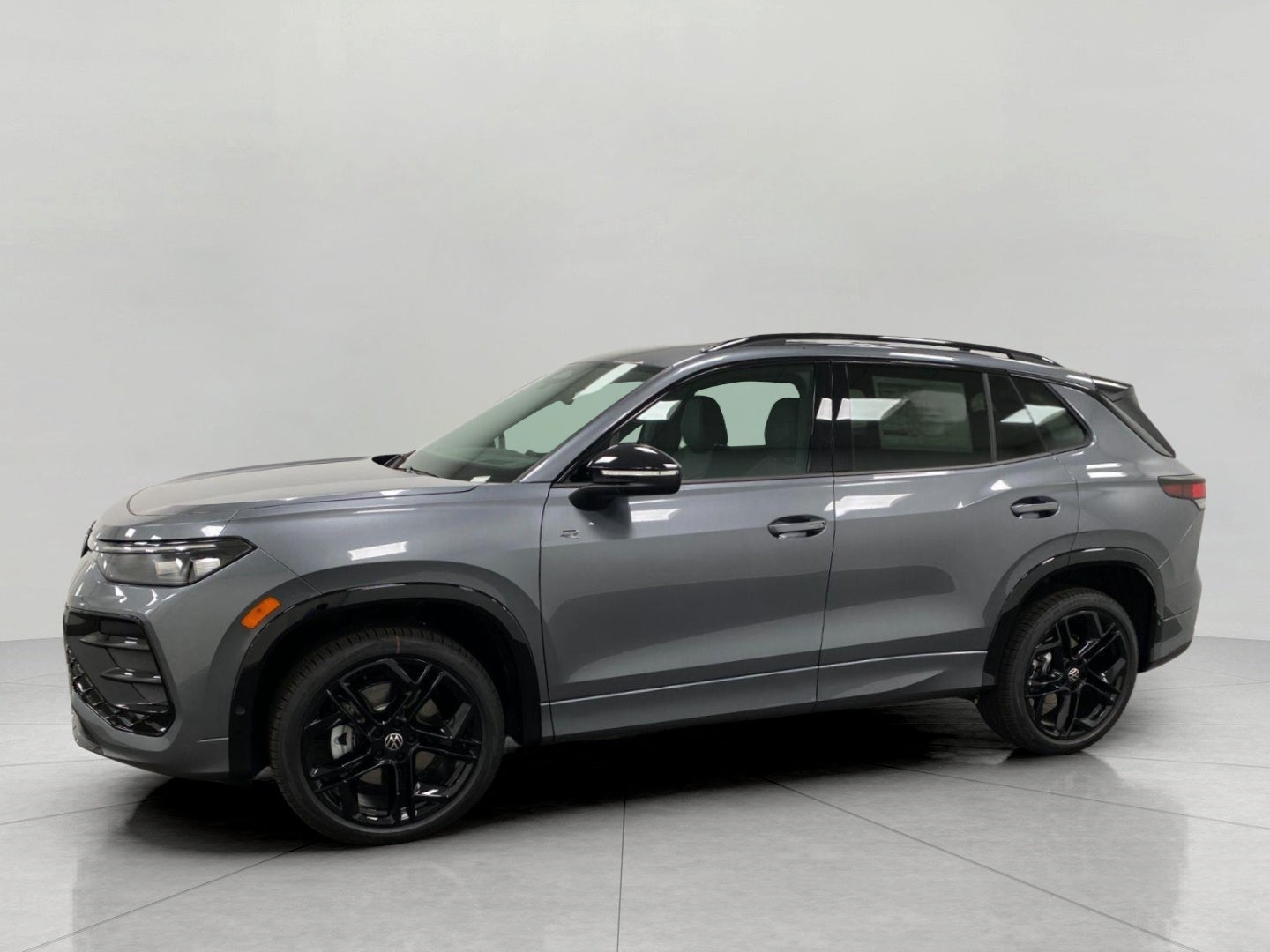 2026 Volkswagen Tiguan SE R-Line Black 4MOTION