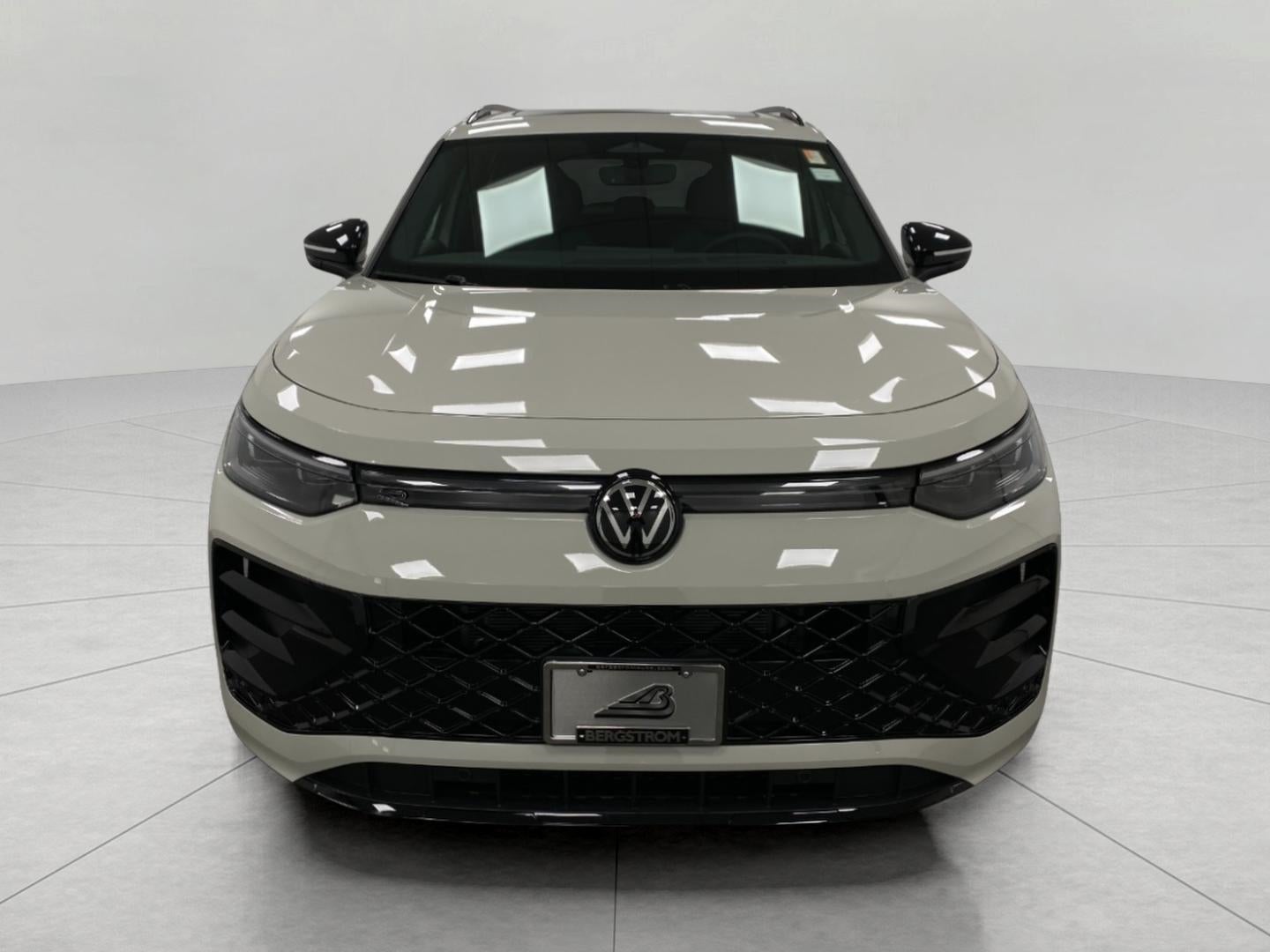 2026 Volkswagen Tiguan 2.0T SE R-Line Black 4MOTION