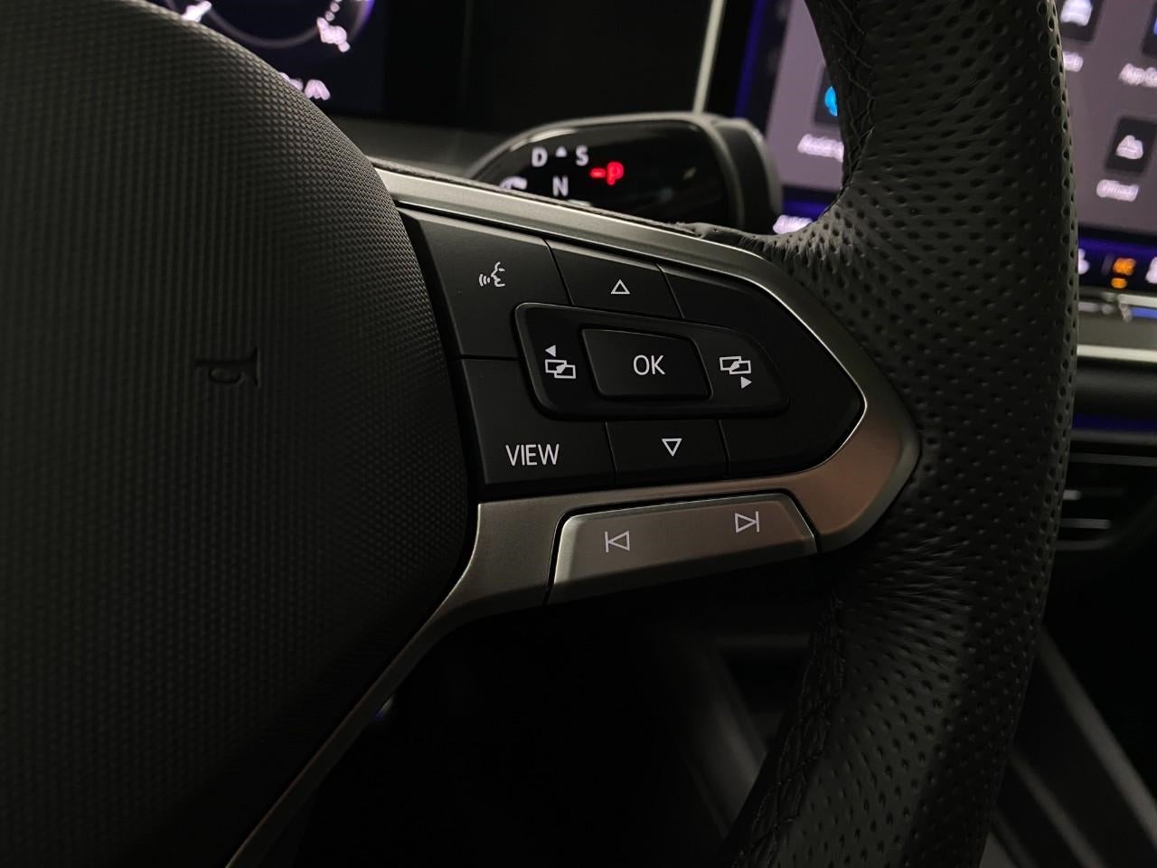 2026 Volkswagen Tiguan 2.0T SE R-Line Black 4MOTION