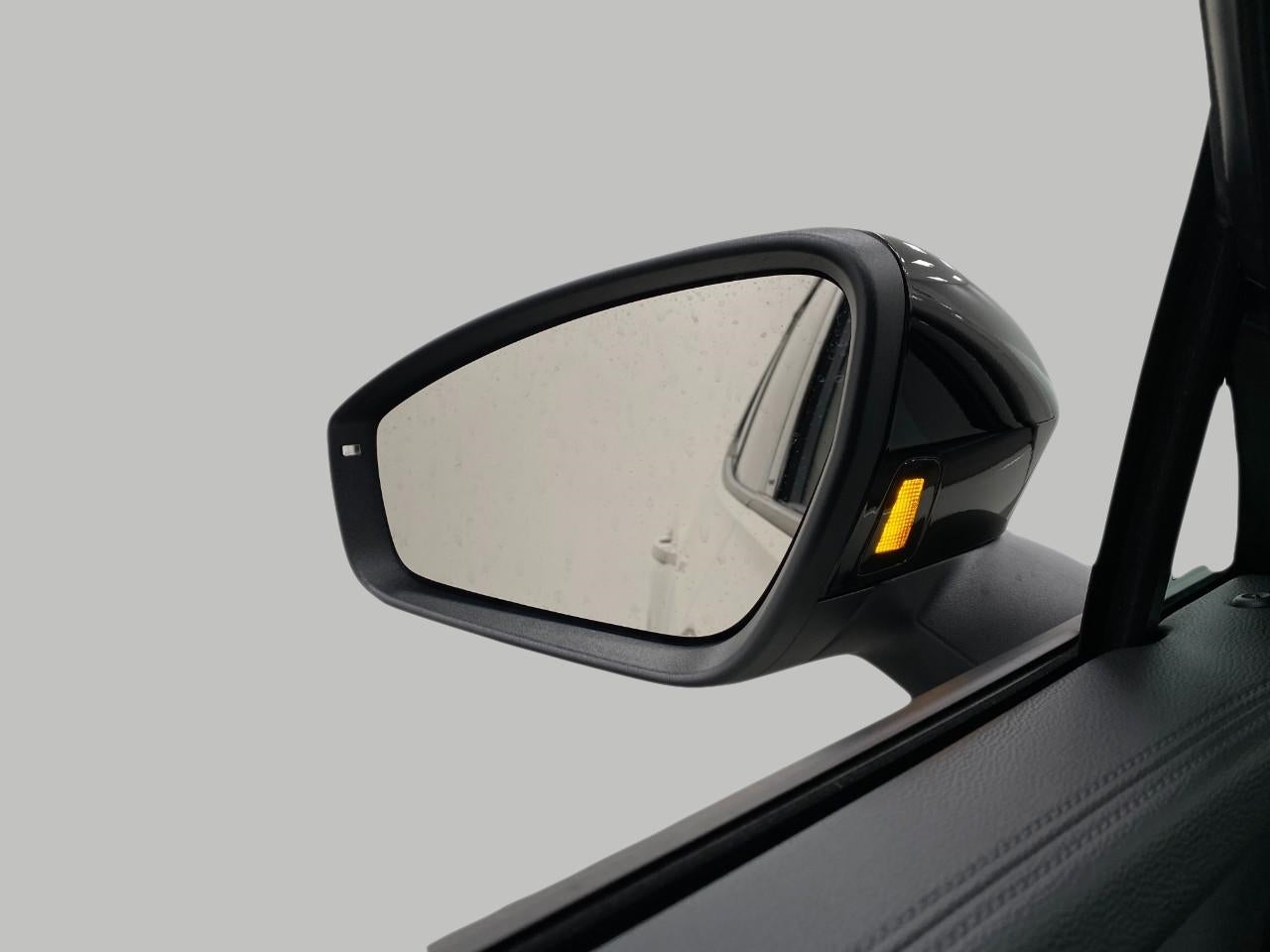 2026 Volkswagen Tiguan 2.0T SE R-Line Black 4MOTION