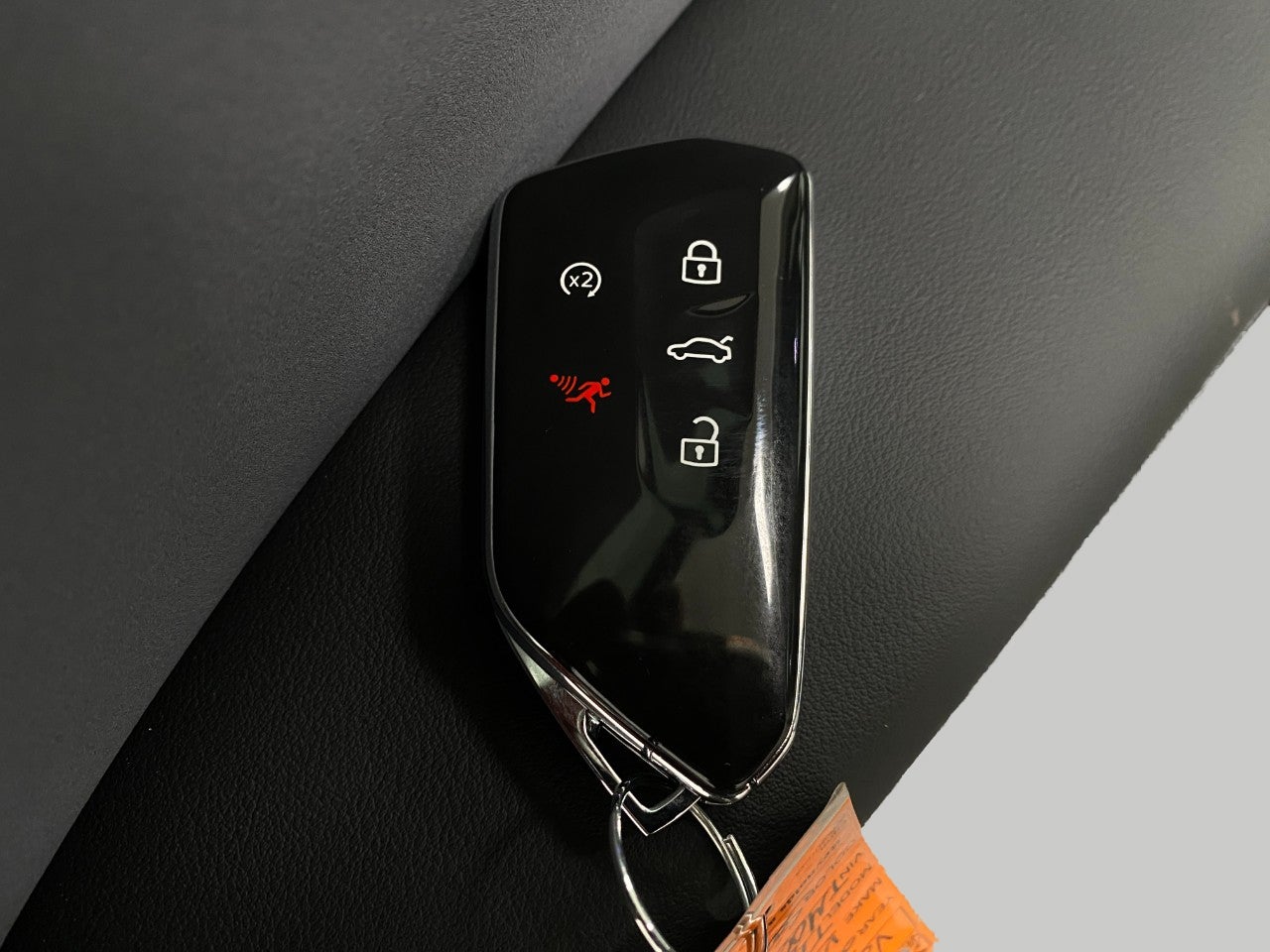 2026 Volkswagen Tiguan 2.0T SE R-Line Black 4MOTION