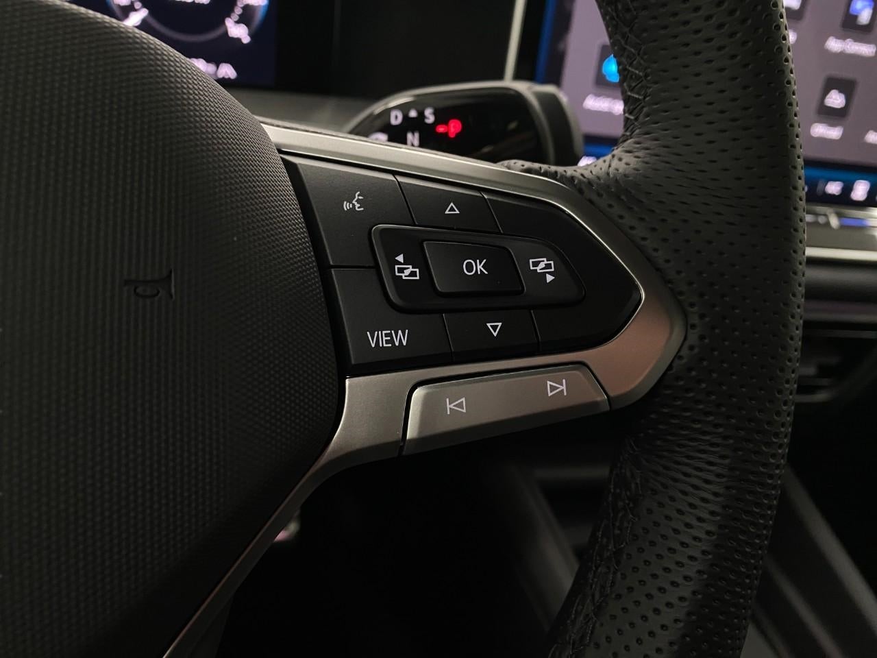 2026 Volkswagen Tiguan 2.0T SE R-Line Black 4MOTION