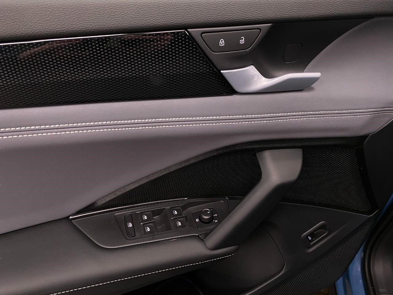 2026 Volkswagen Tiguan 2.0T SE R-Line Black 4MOTION