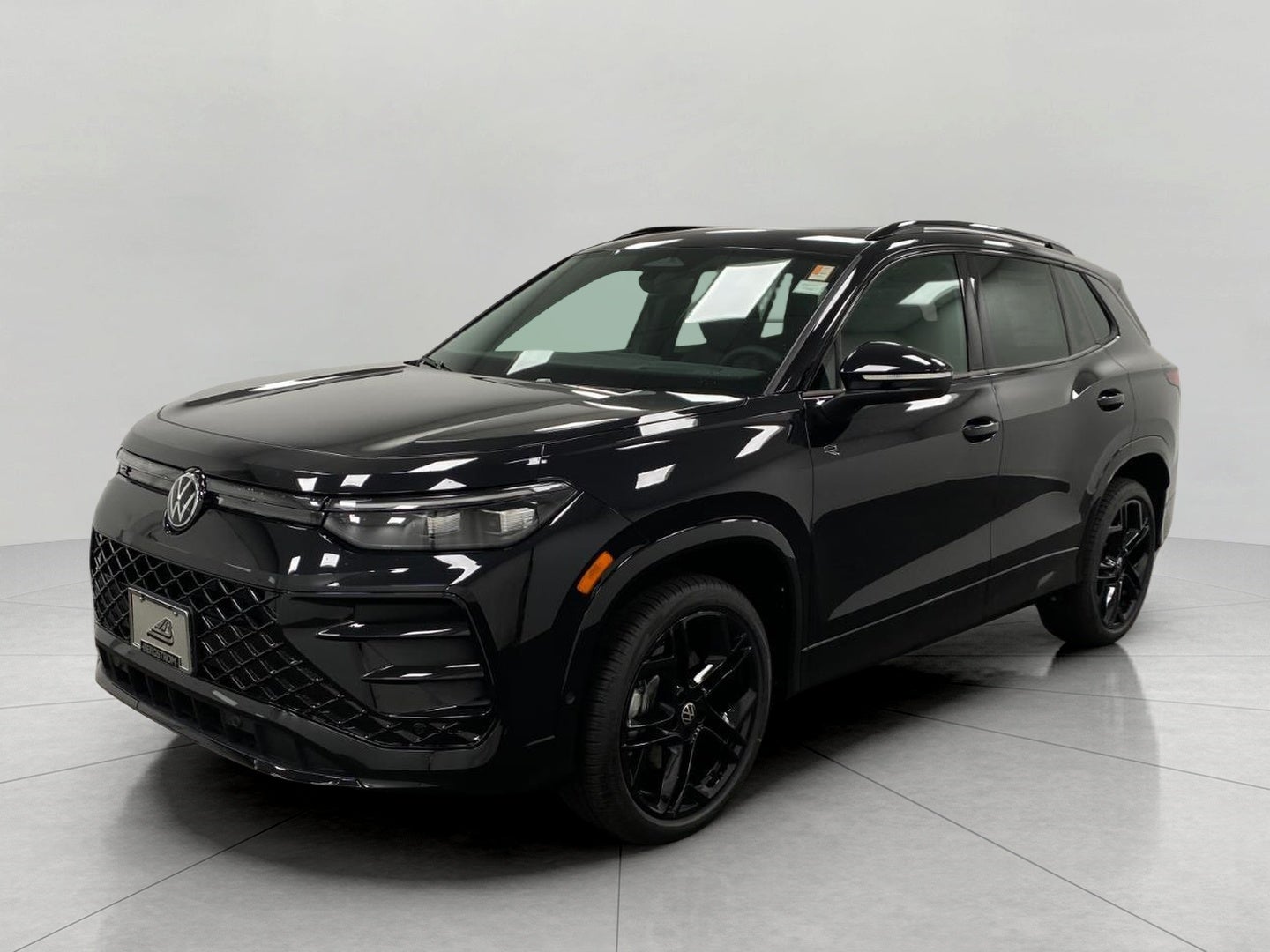 2026 Volkswagen Tiguan SE R-Line Black 4MOTION