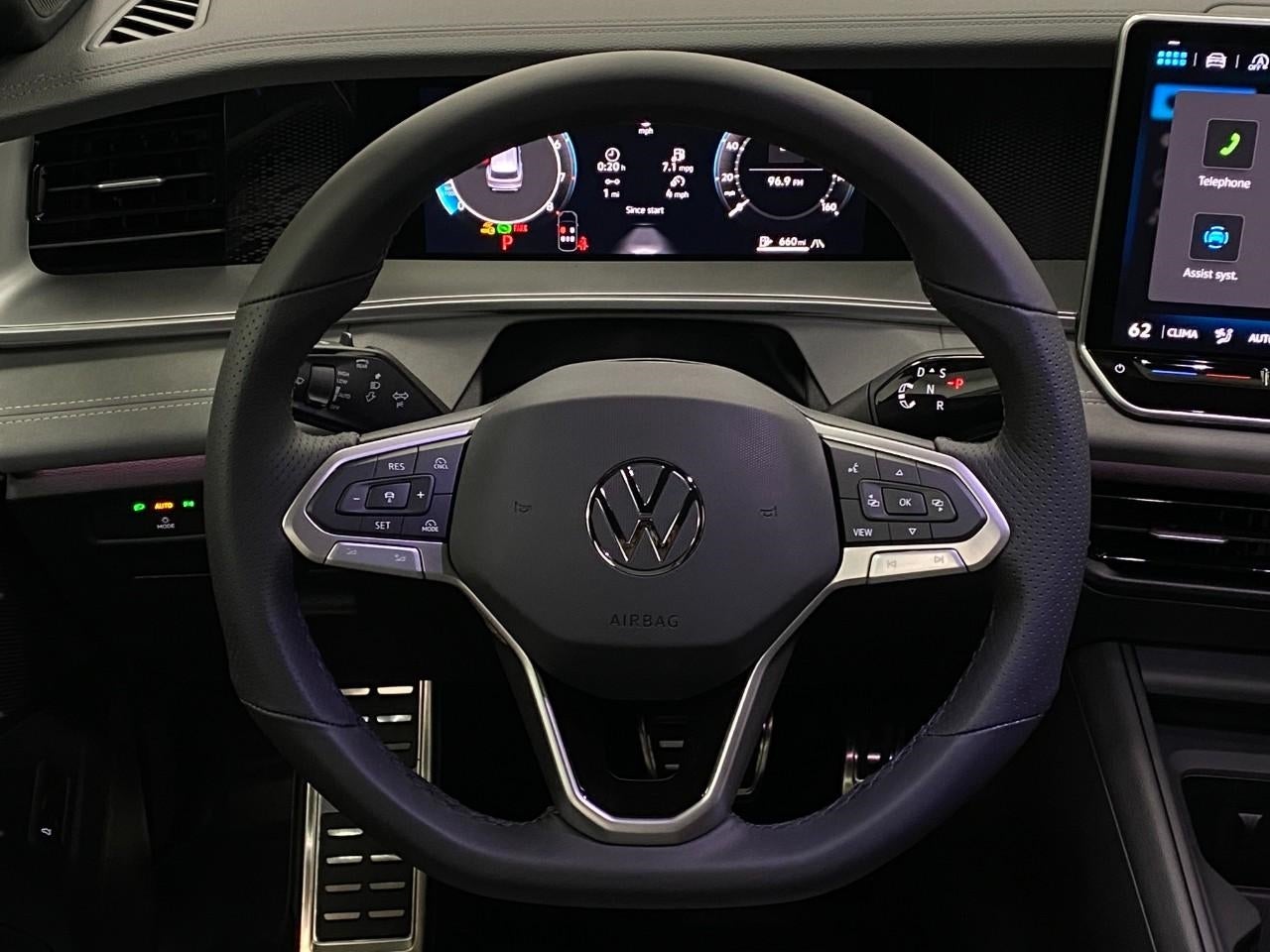 2026 Volkswagen Tiguan SE R-Line Black 4MOTION