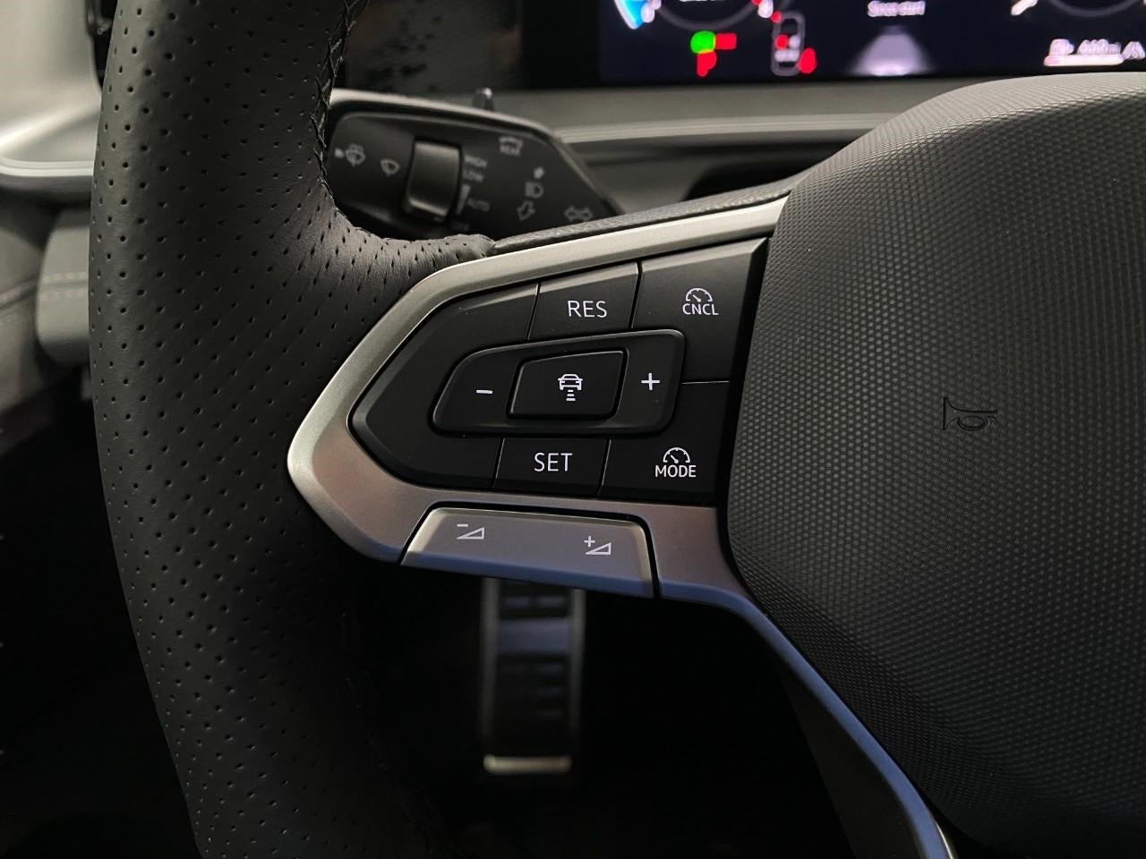 2026 Volkswagen Tiguan SE R-Line Black 4MOTION