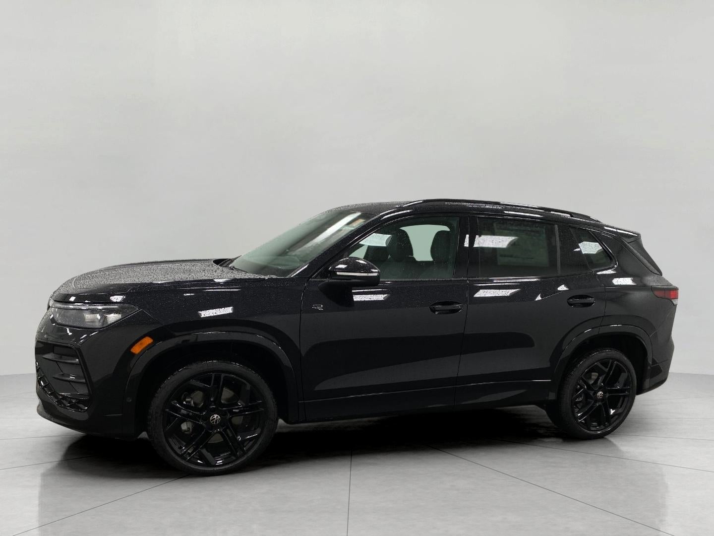 2026 Volkswagen Tiguan SE R-Line Black 4MOTION