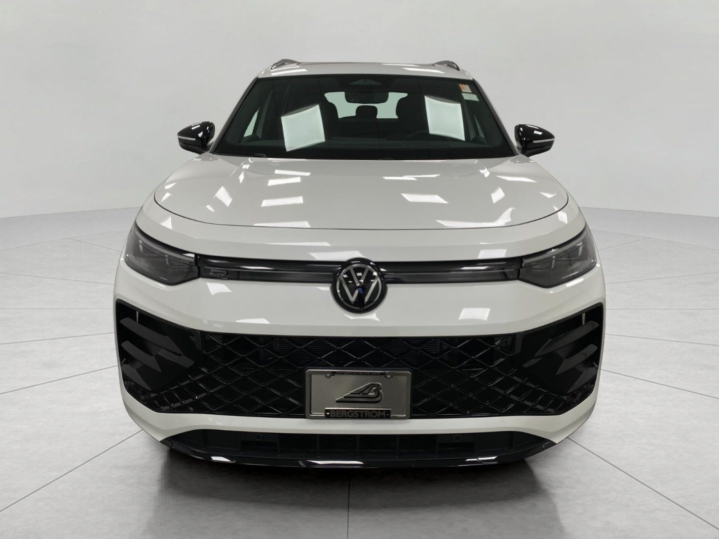 2026 Volkswagen Tiguan SE R-Line Black 4MOTION