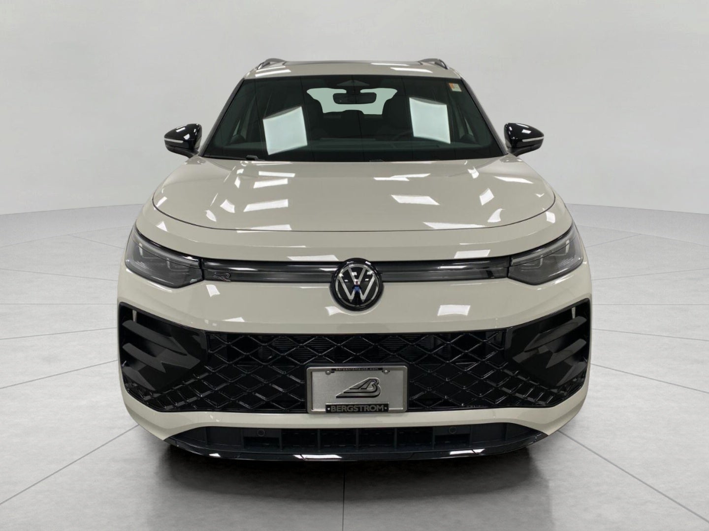 2026 Volkswagen Tiguan SE R-Line Black 4MOTION