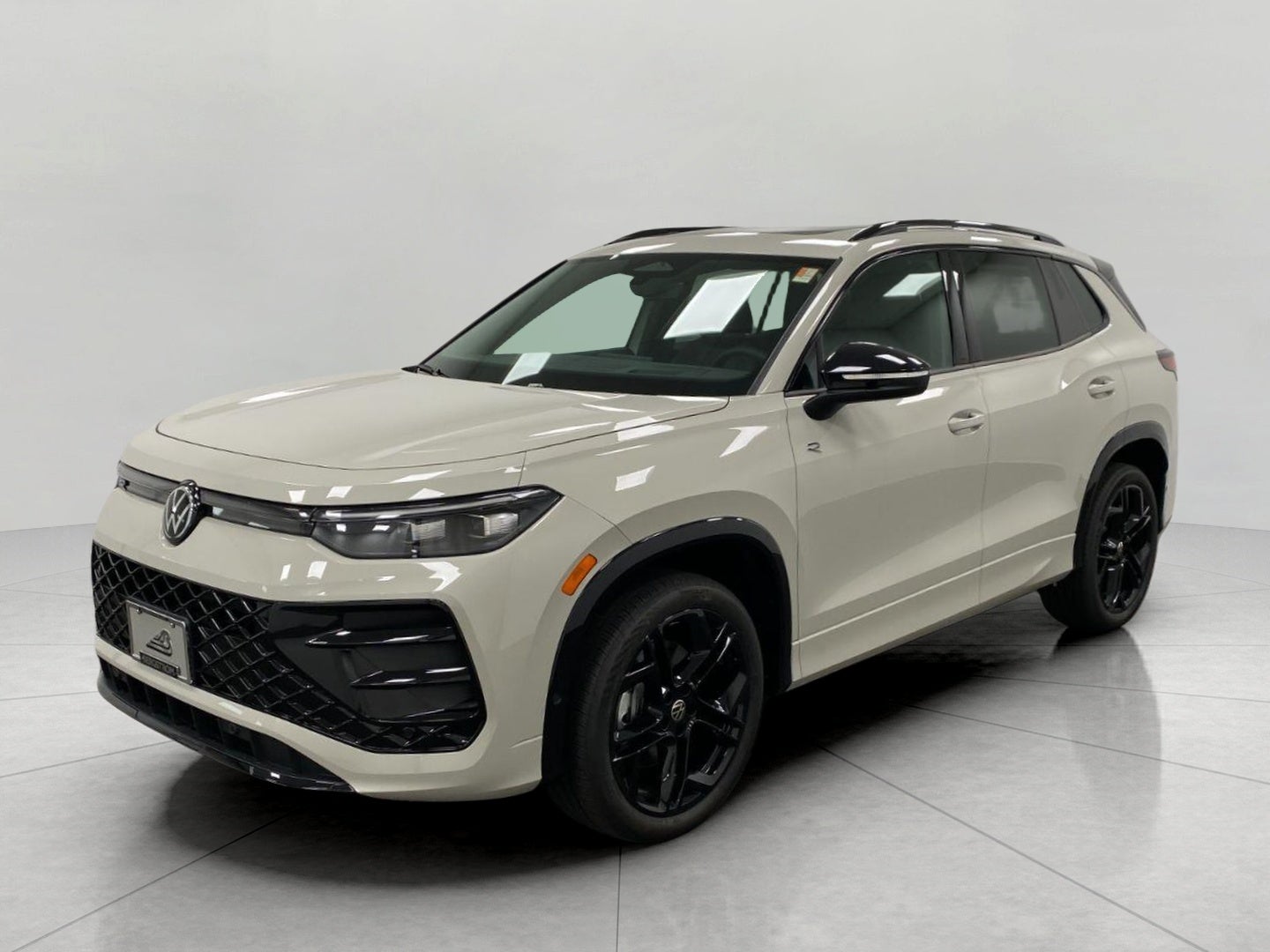 2026 Volkswagen Tiguan SE R-Line Black 4MOTION