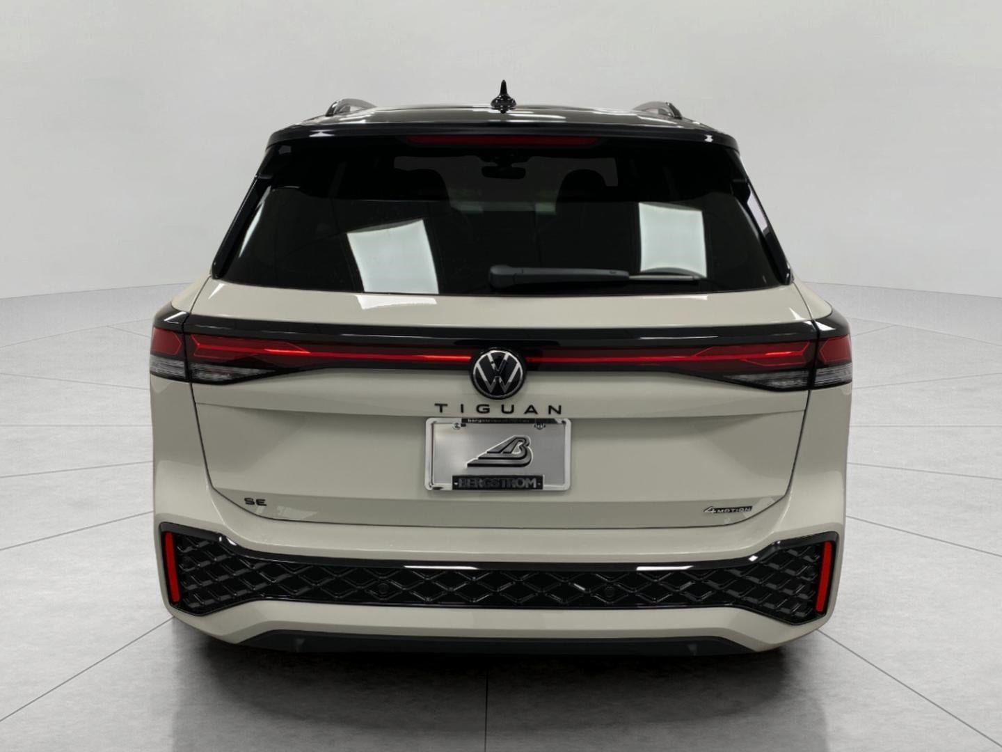 2026 Volkswagen Tiguan SE R-Line Black 4MOTION