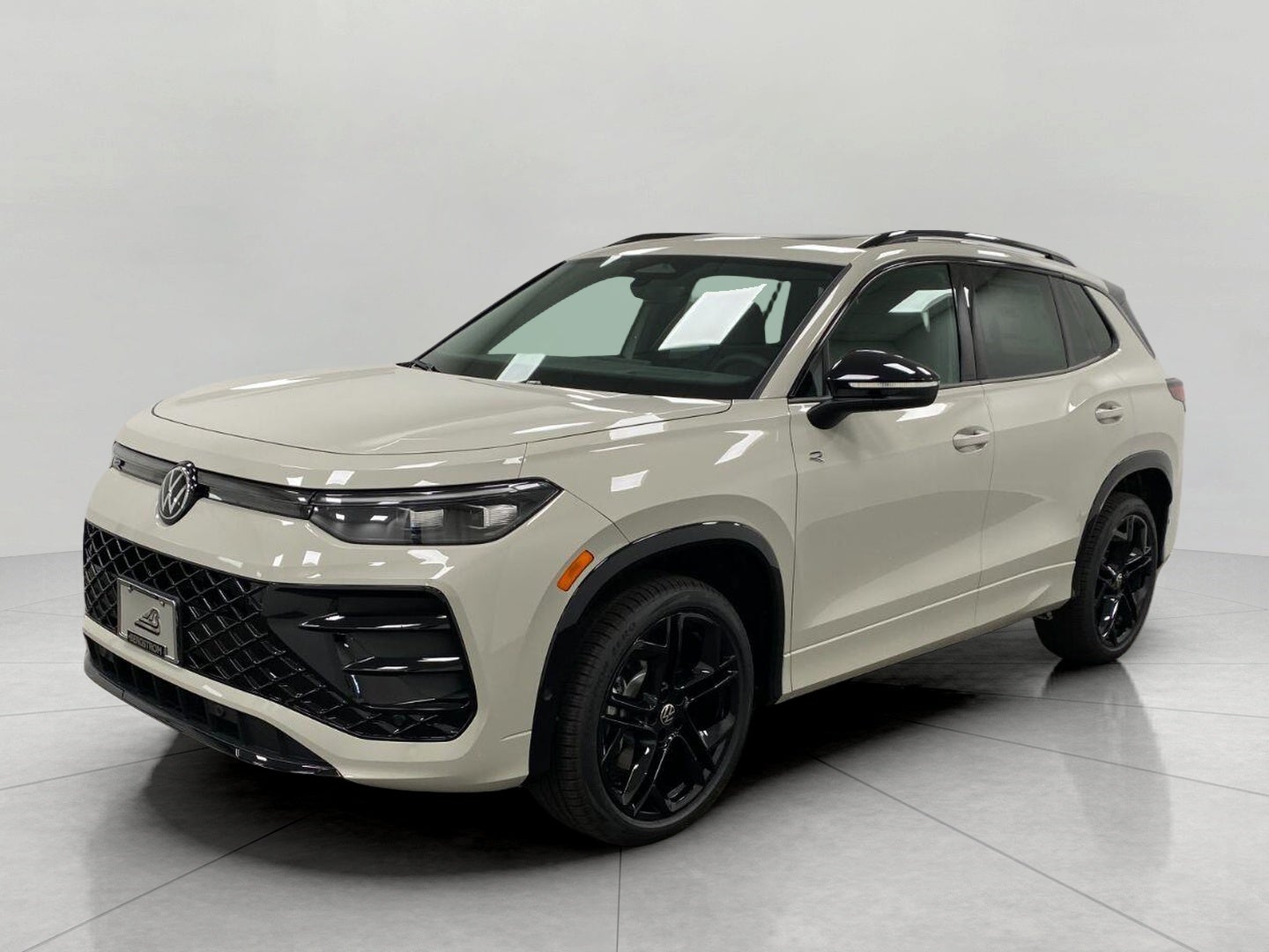 2026 Volkswagen Tiguan SE R-Line Black 4MOTION