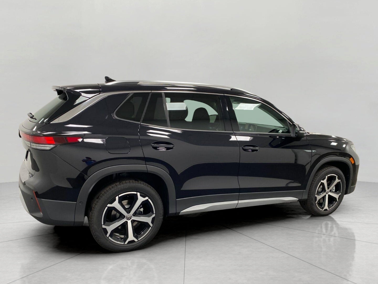 2026 Volkswagen Tiguan SE 4MOTION
