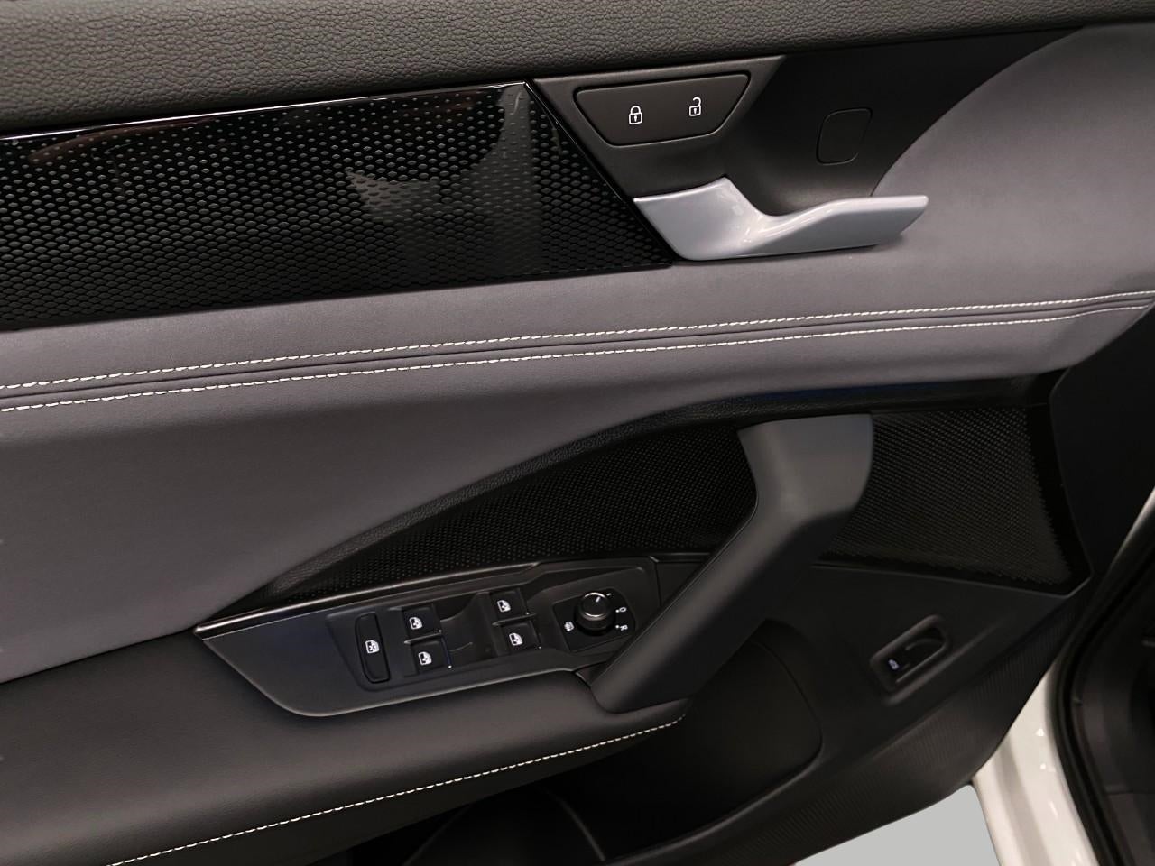 2026 Volkswagen Tiguan 2.0T SE 4MOTION