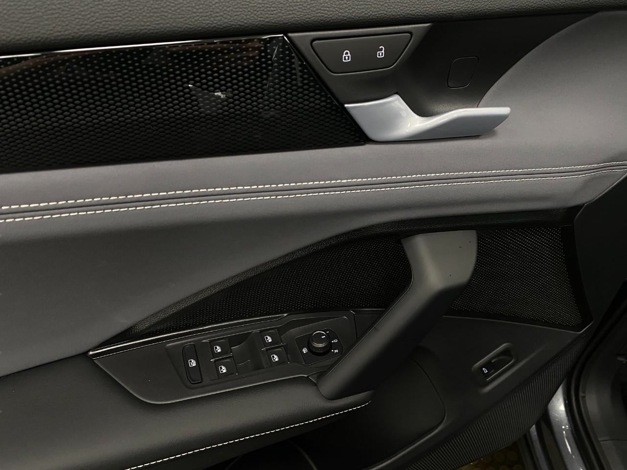 2026 Volkswagen Tiguan 2.0T SE 4MOTION