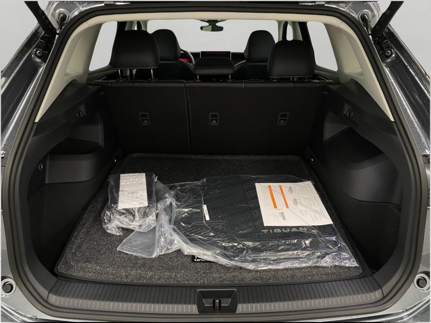 2026 Volkswagen Tiguan 2.0T SE 4MOTION